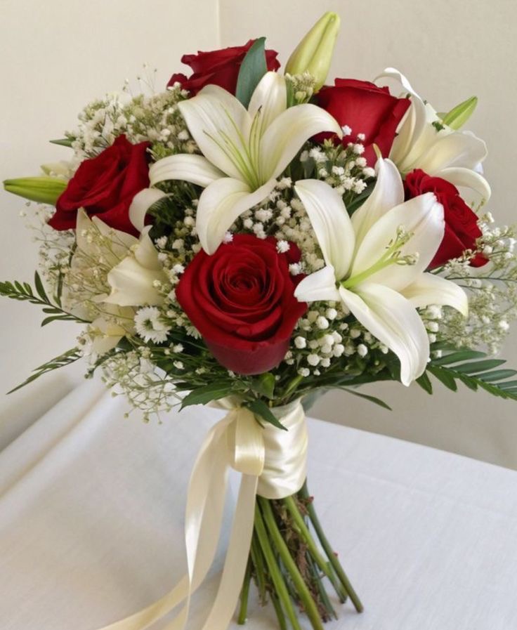 Elegant Mixed Flower Bouquet