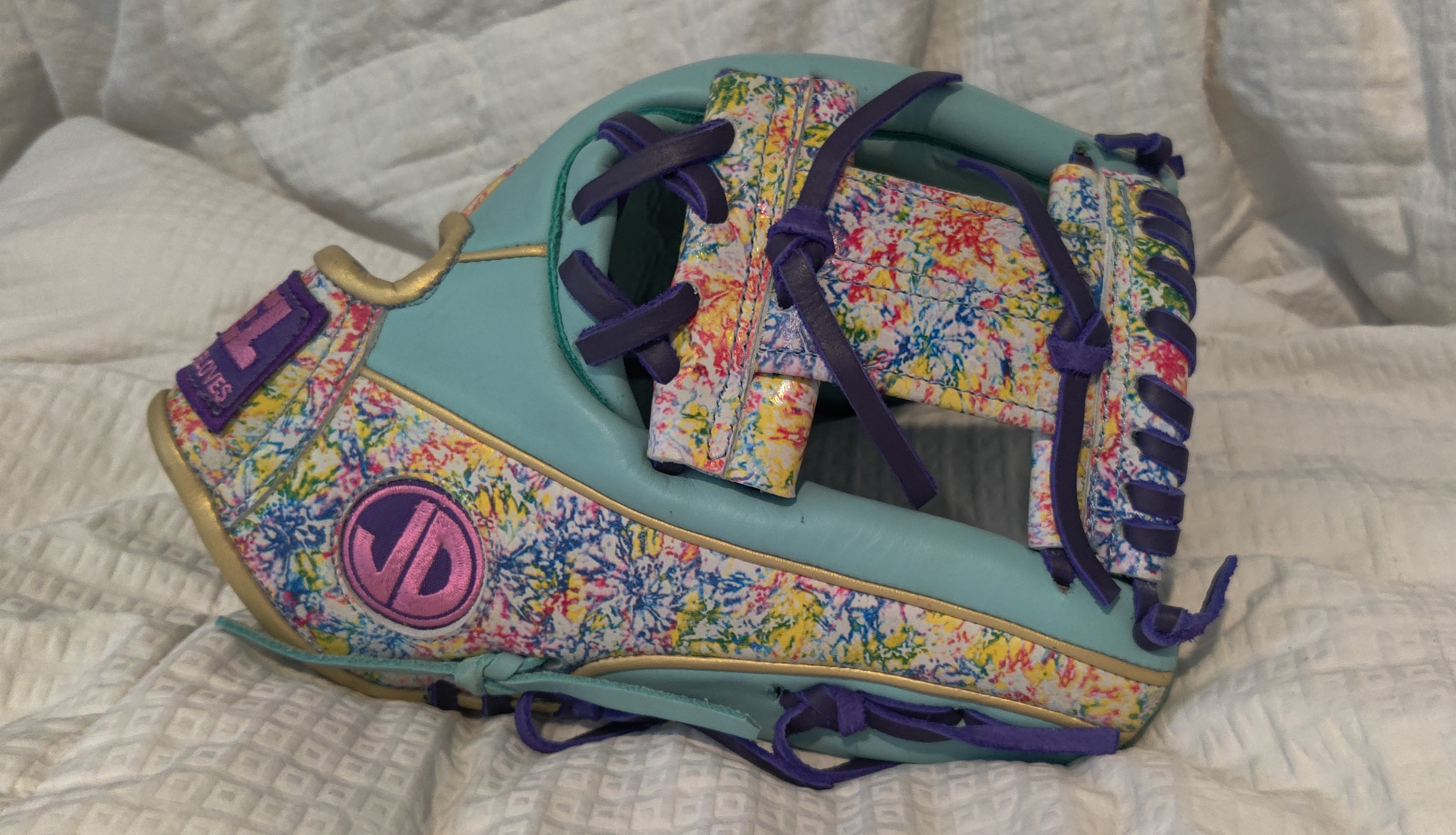 Jadel Custom Gloves LHT 12.50" H Basket Softball 