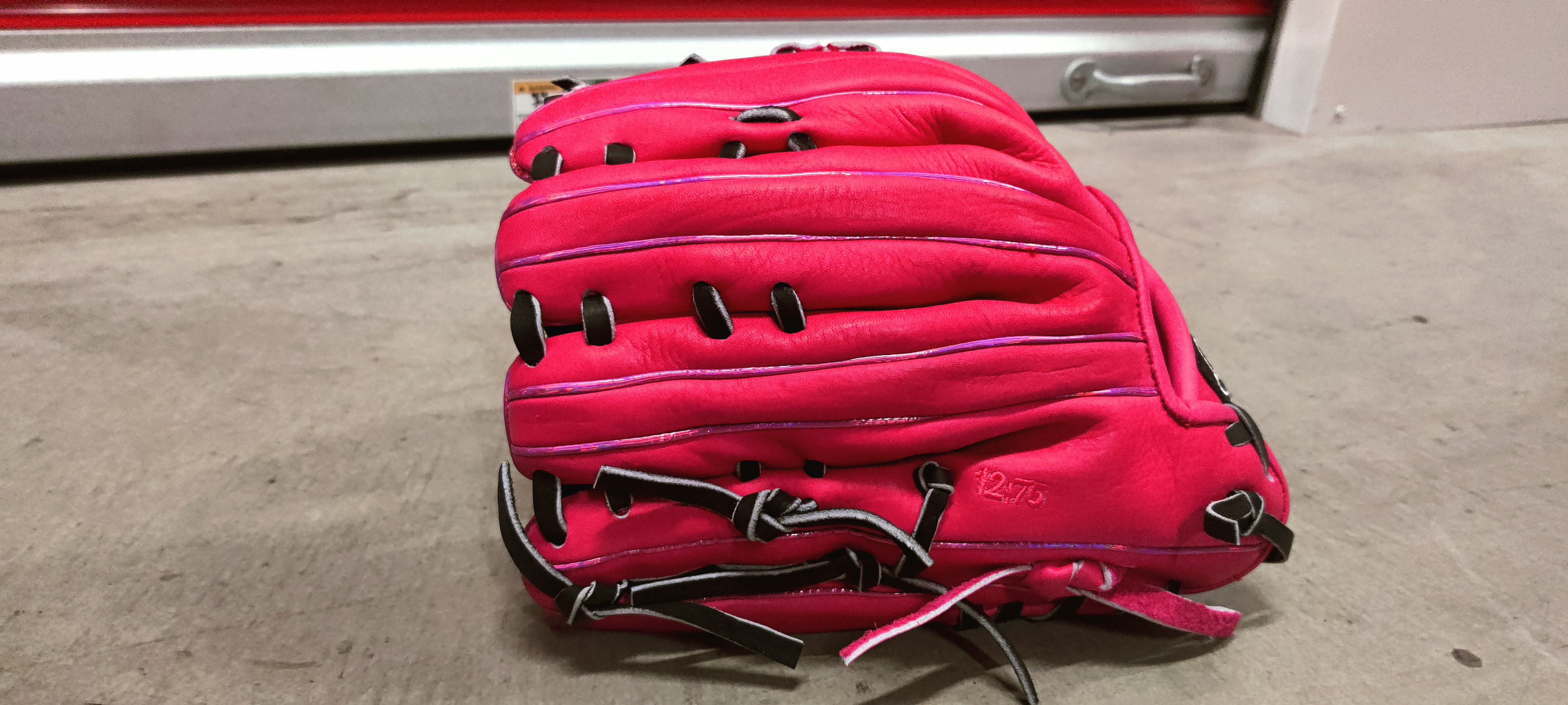 Hot Pink softball Glove 12.75" Cowhide 