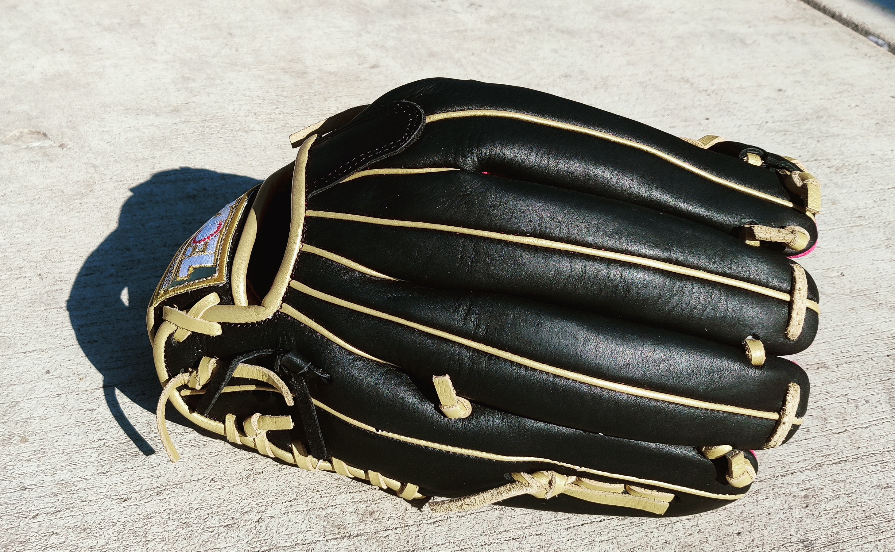 Softball Baseball Glove 13" LHT Cancer S 