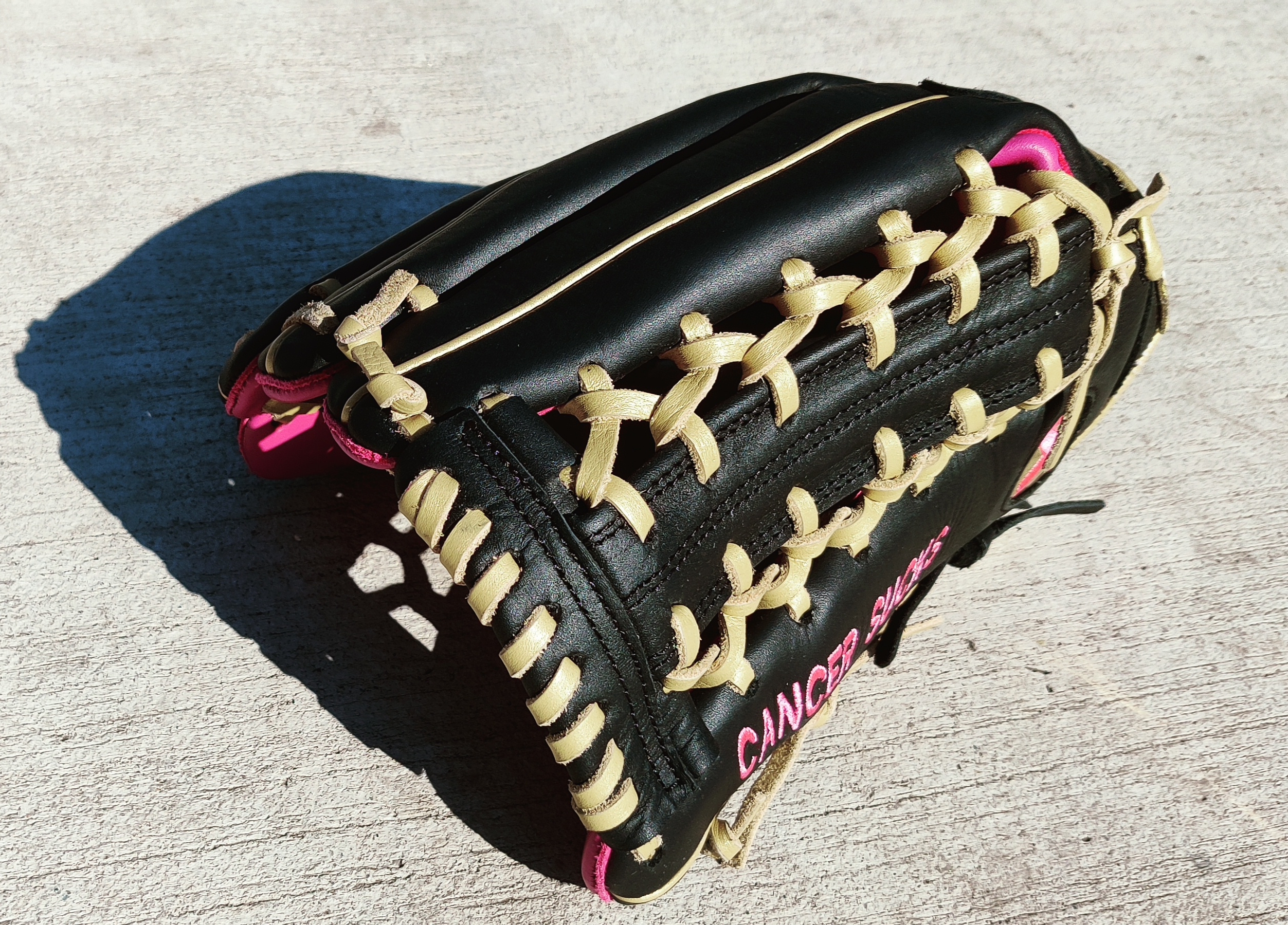 Softball Baseball Glove 13" LHT Cancer S 