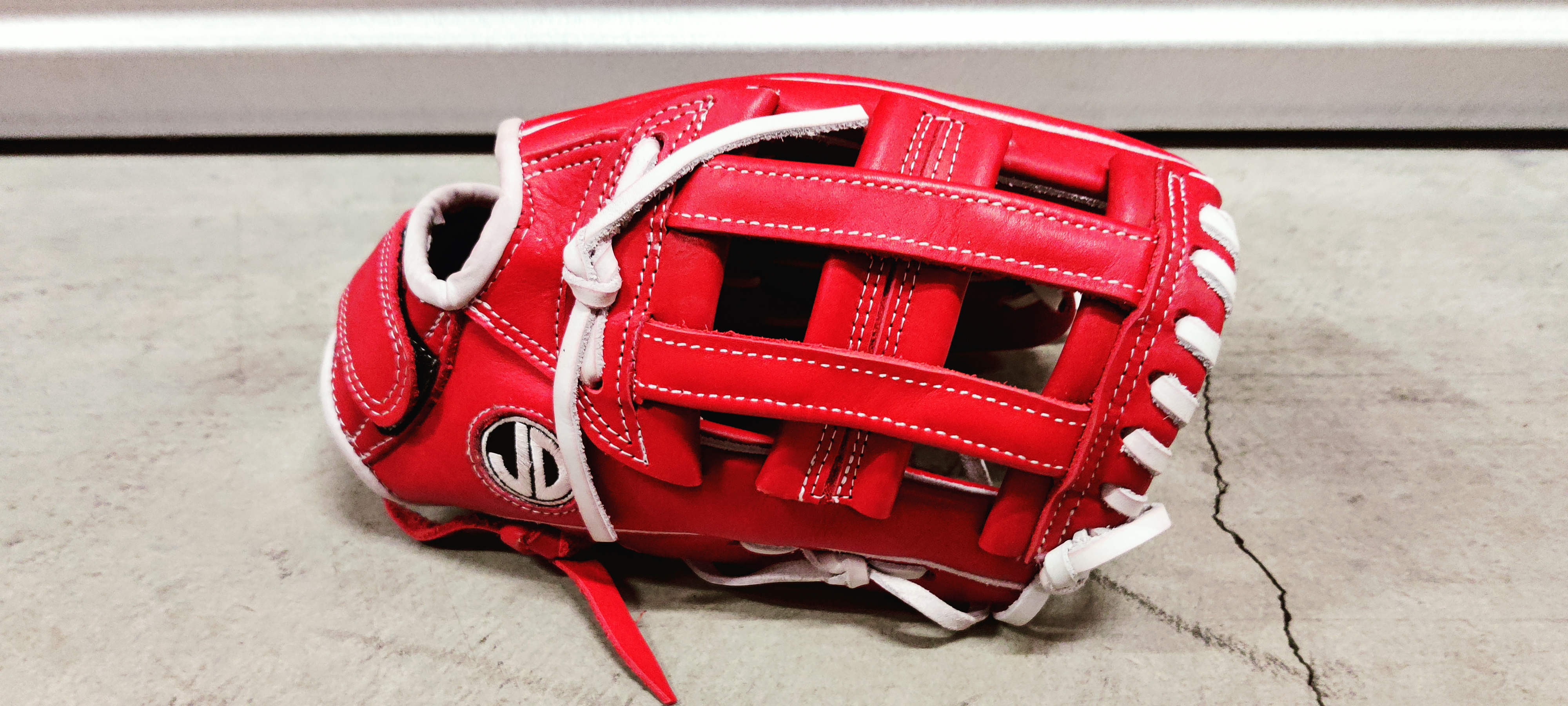 Red Baseball softball Glove 13" Cowhide 