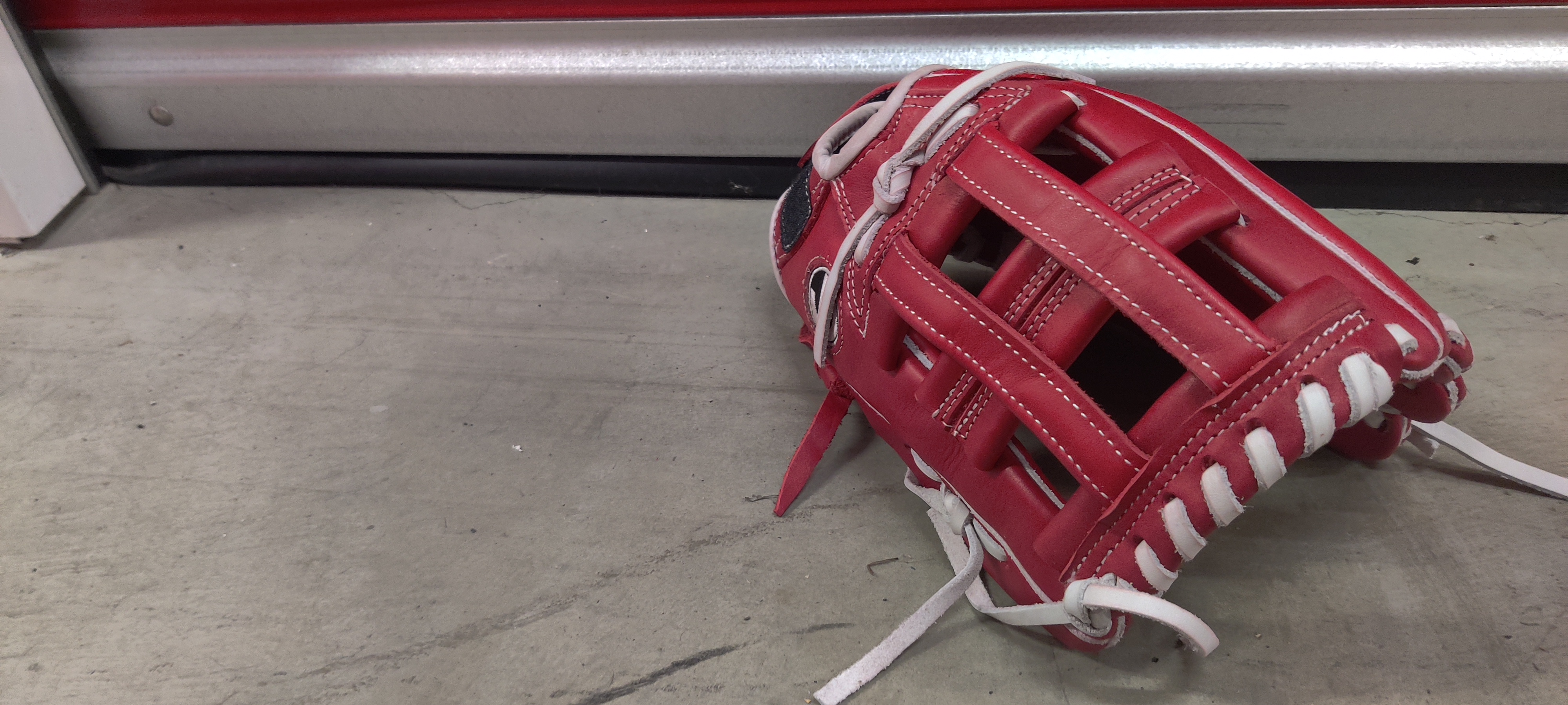 Red Baseball softball Glove 13" Cowhide 
