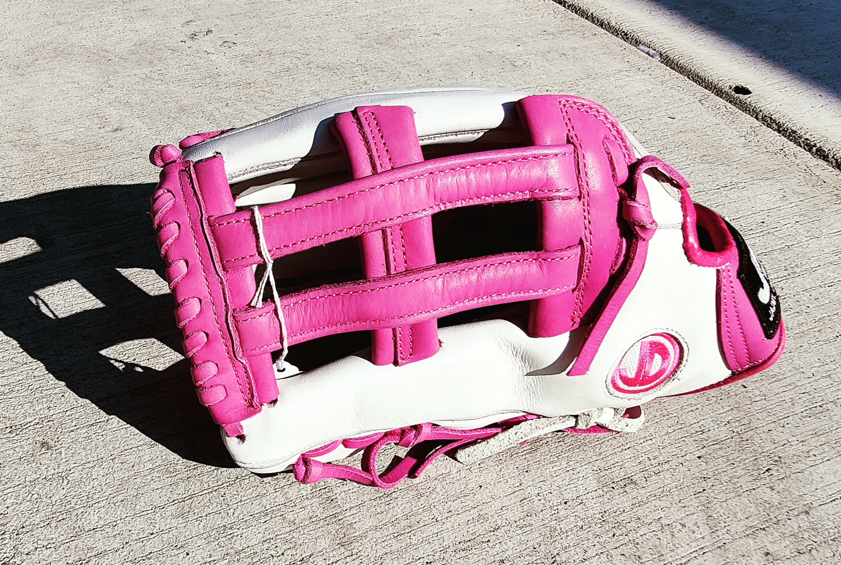 13" LHT Softball BASEBALL Glove W PNK