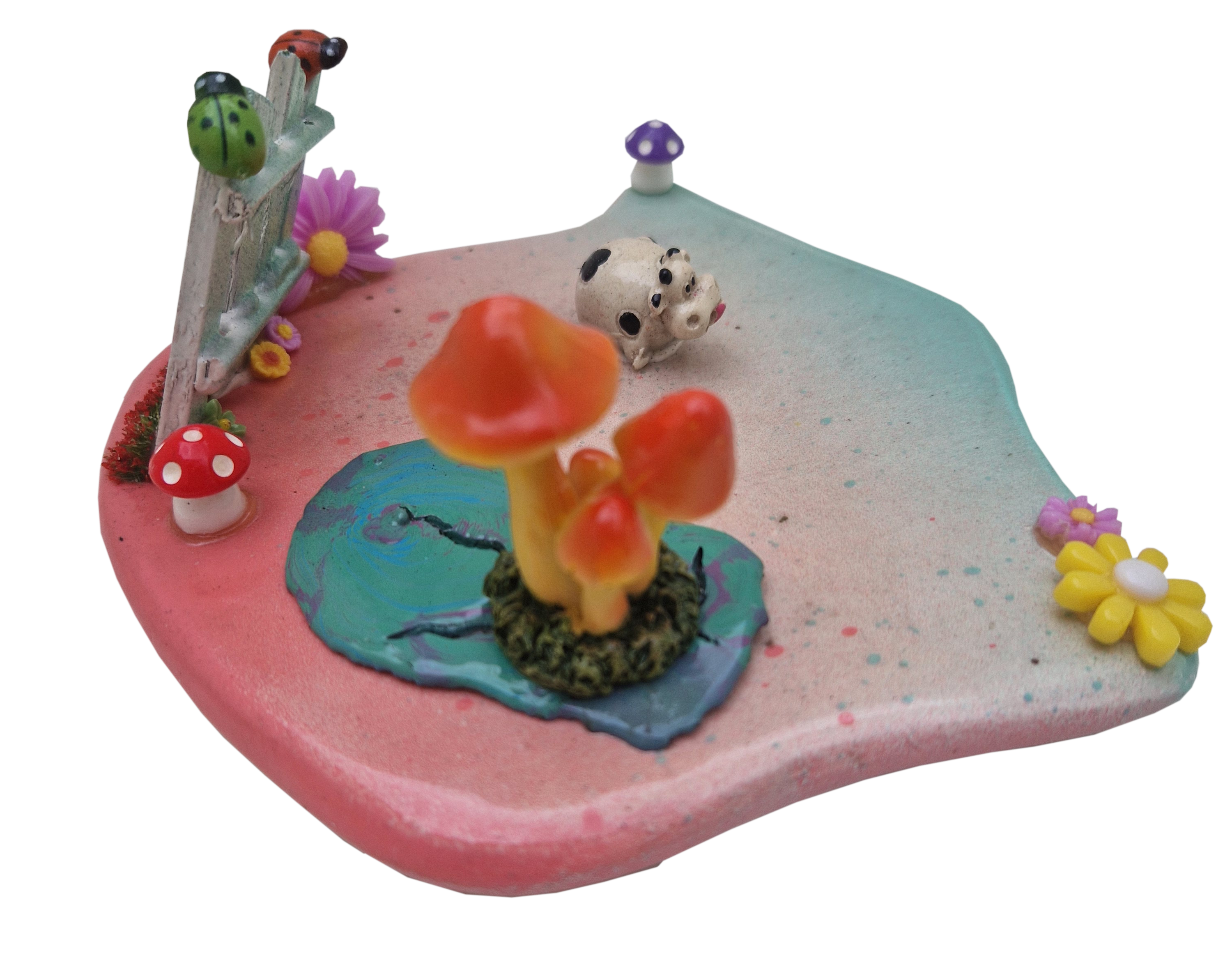 Une vache dans un pré le retour