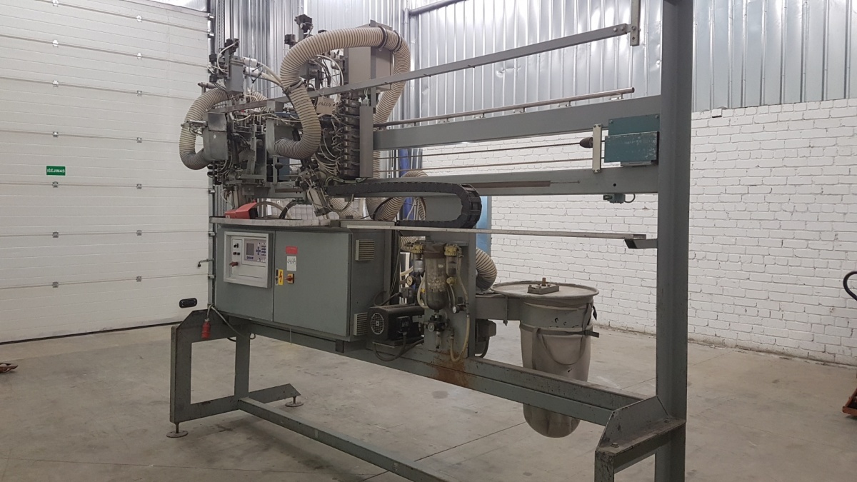 04464 Lisec (Austria) automatic desiccant filler