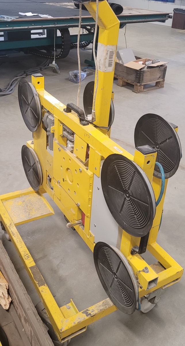 01503 HEGLA (Germany) Vacuum lifter with 500 kg capacity