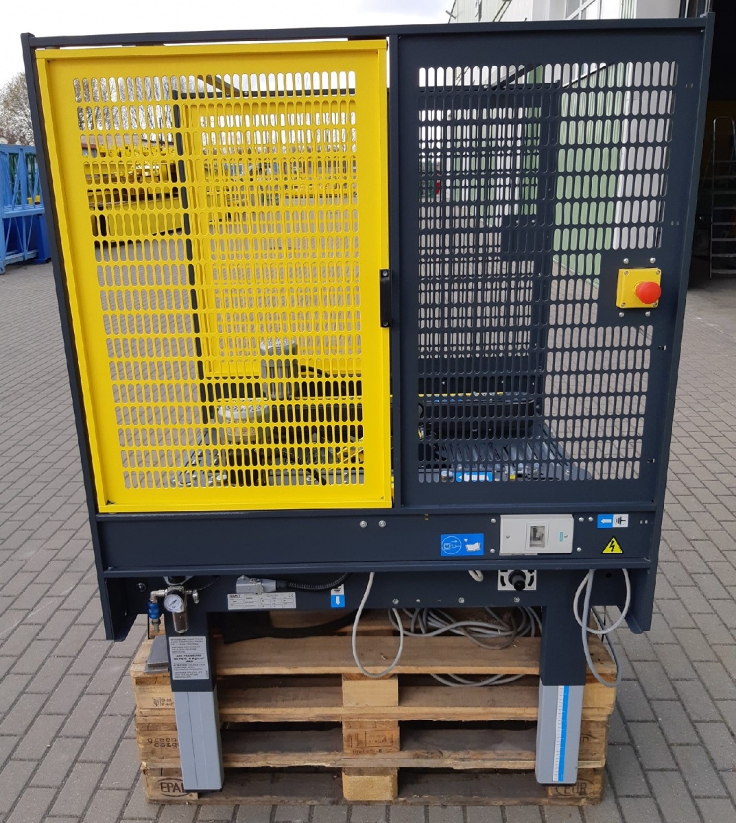 0614 SIAT (Italy) Semi-automatic “Random” case sealer