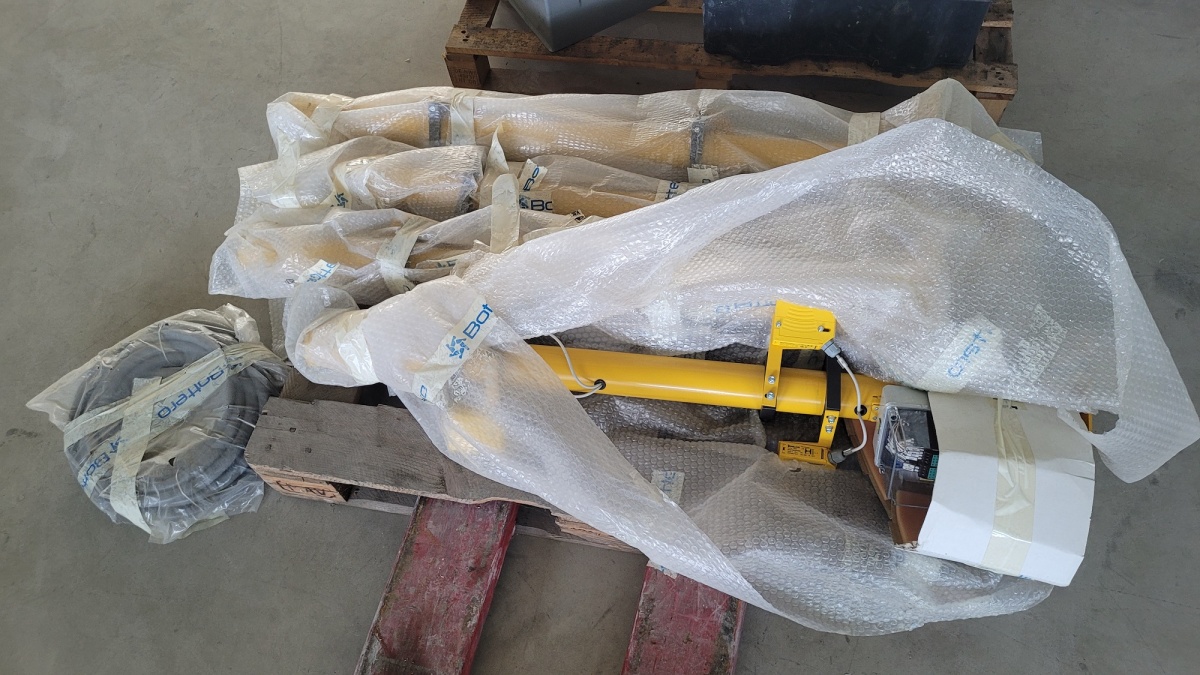 06503 PEPPERL+FUCHS (Germany) safety barrier for cutting table