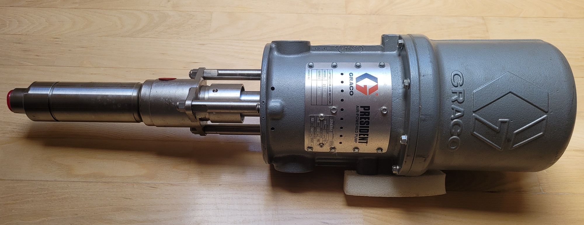 700002 GRACO President Air Powered Pump