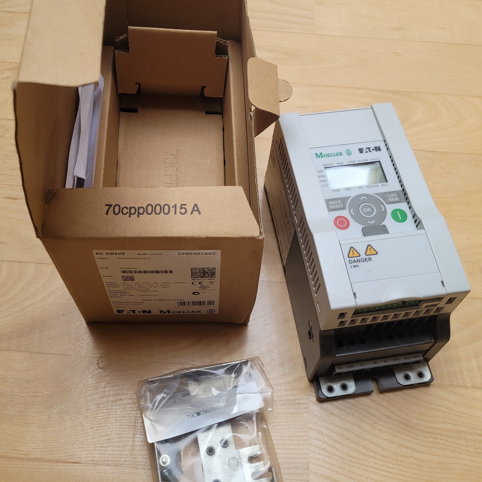 700005 EATON Adjustable Frequency AC Drive