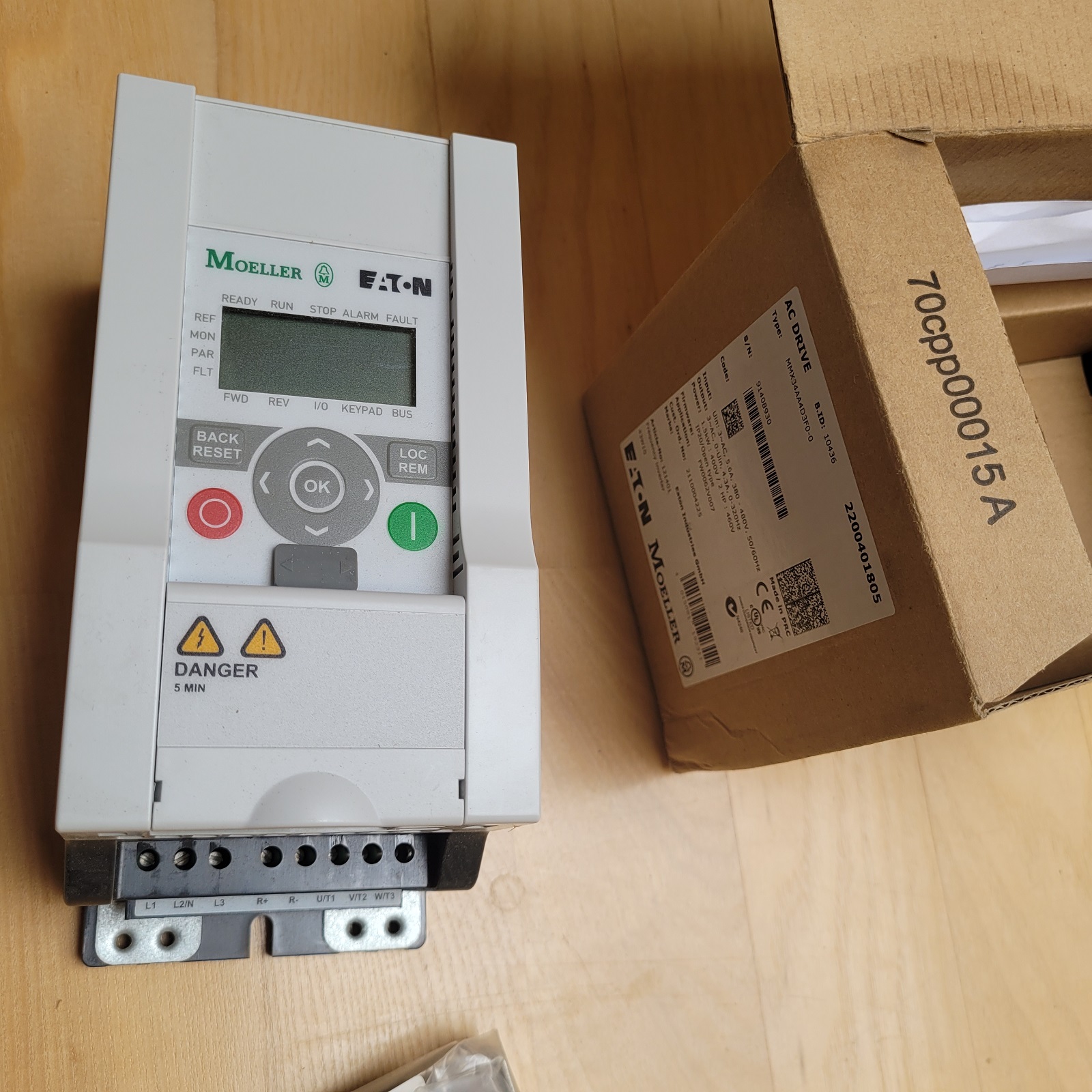 700005 EATON Adjustable Frequency AC Drive