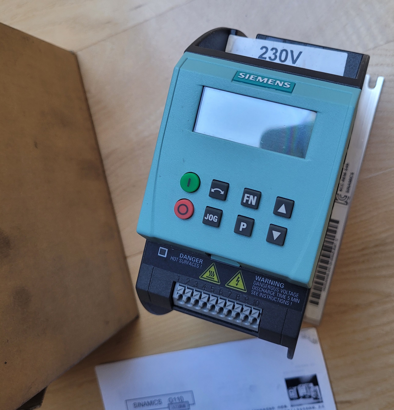 700006 SIEMENS Sinamics G110 