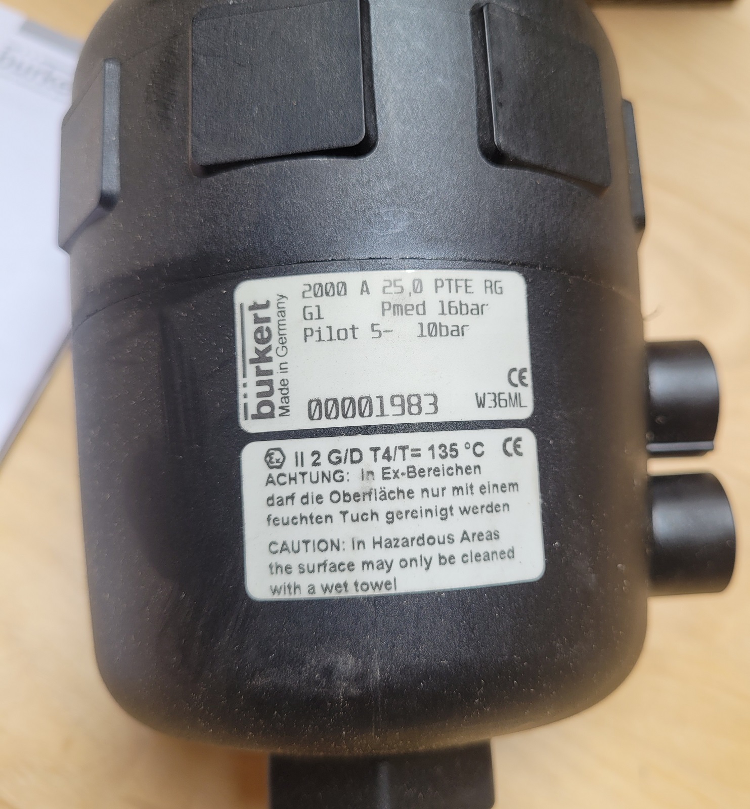 700007 BURKERT Pneumatically Operated Angle Seat Valve