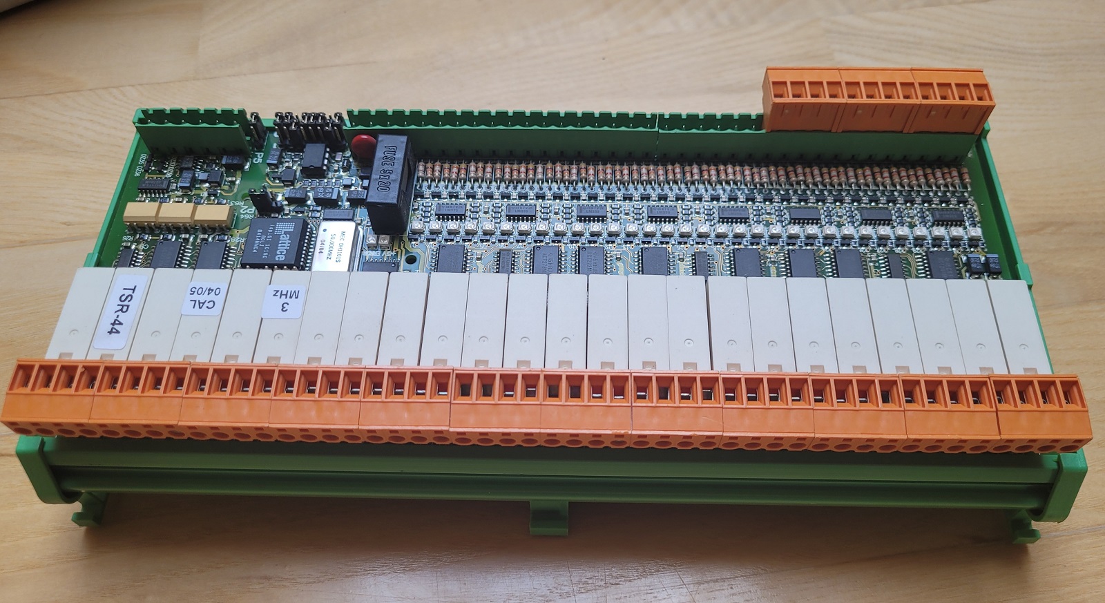 700020 TECNINT I/O Module, 32 digital input, 24 relays output