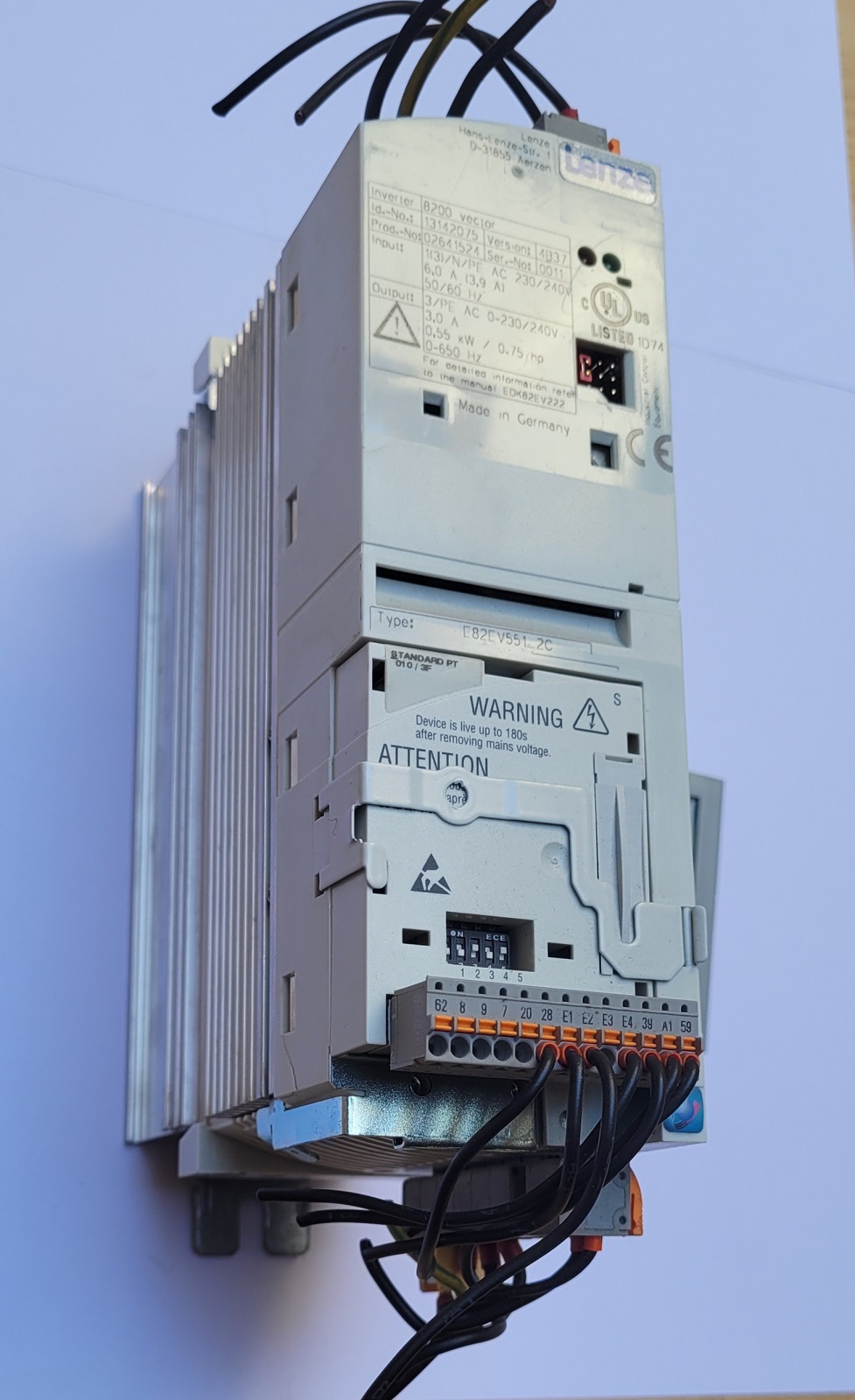 700023 LENZE 8200 Vector Frequency Inverter 