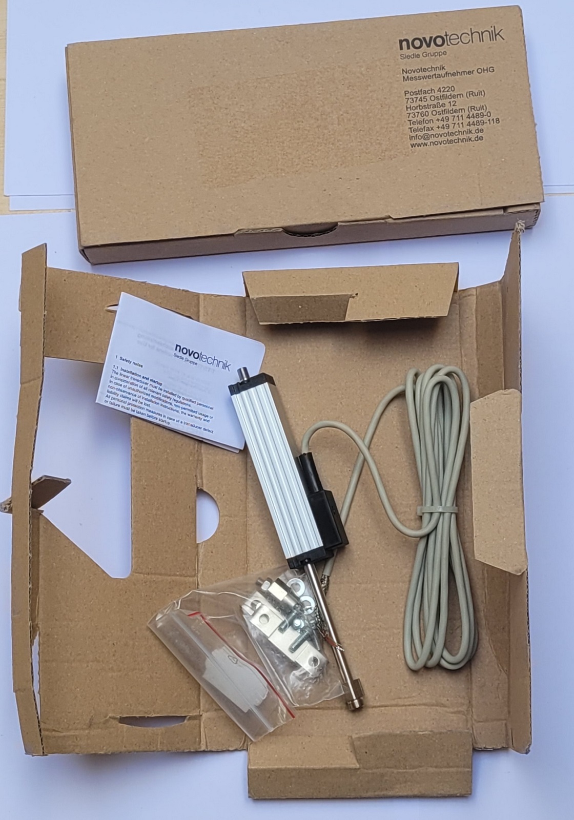 700025 Novotechnik Linear potentiometer