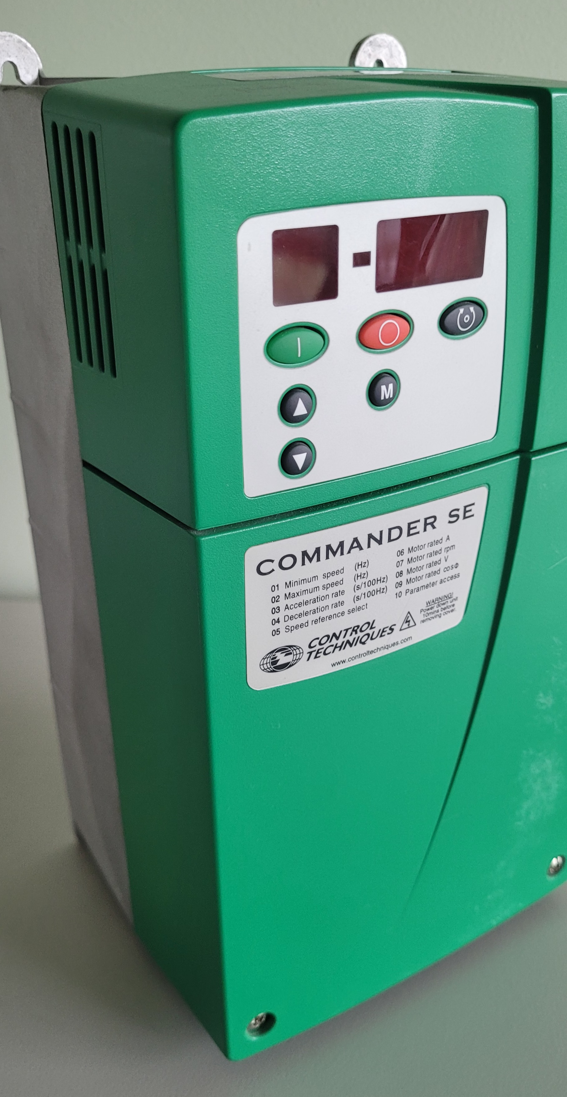 700030 Control Techniques motor inverter