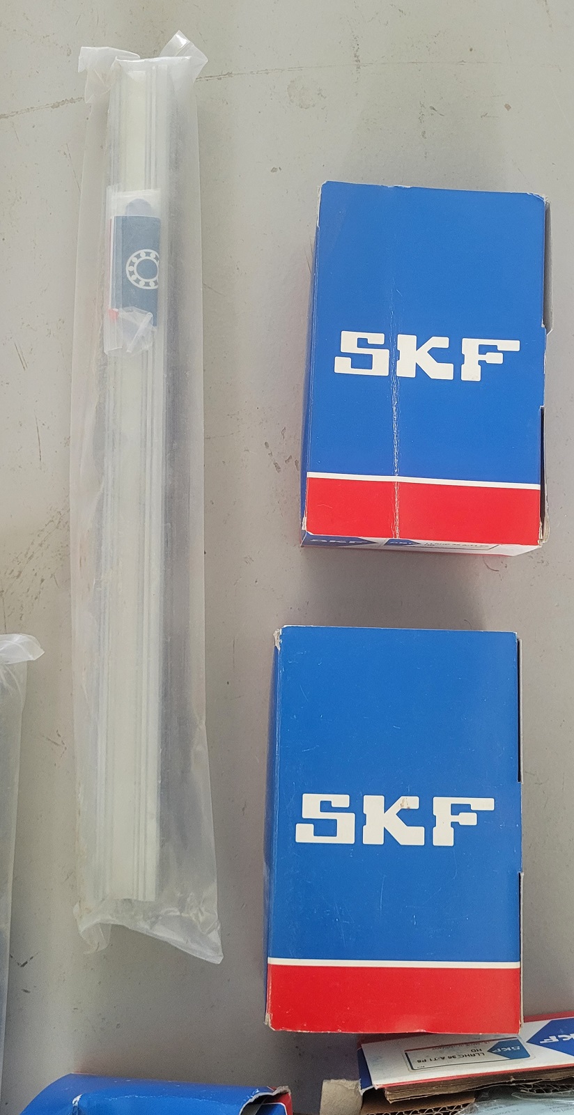 700041 SKF Linear Guide with Guide cars 