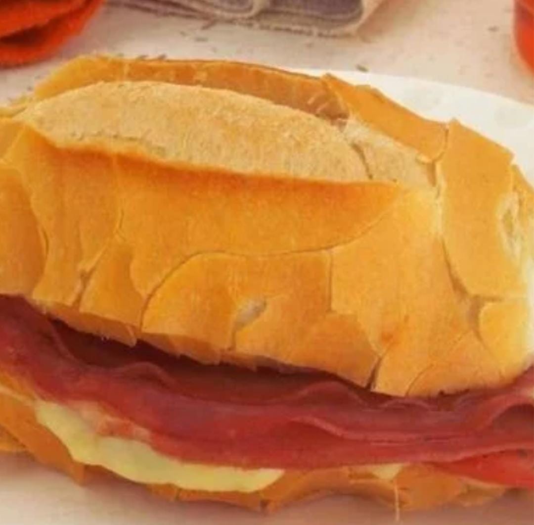Pão+presunto+mussarela+mortadela