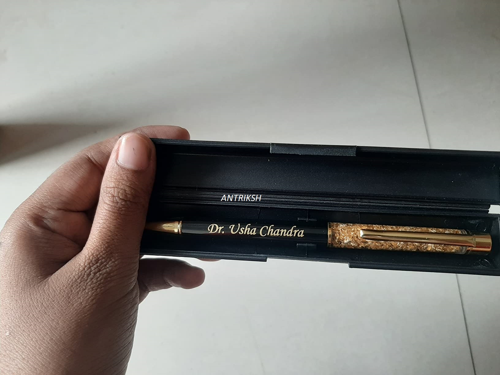 BALLOJI  Luxe Gold Flake Black Customized Pen