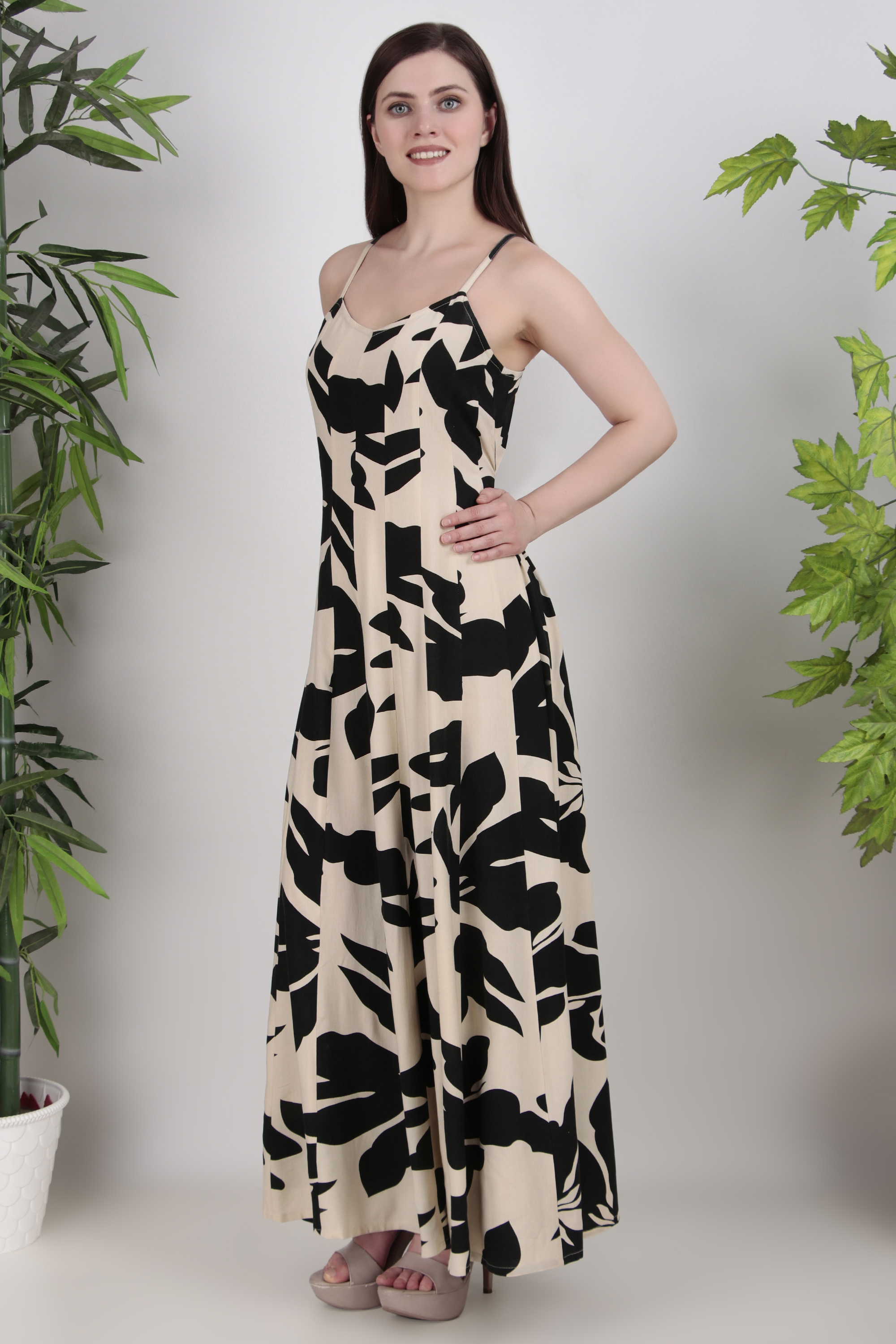 Sleeveless Abstract Print Maxi Dress