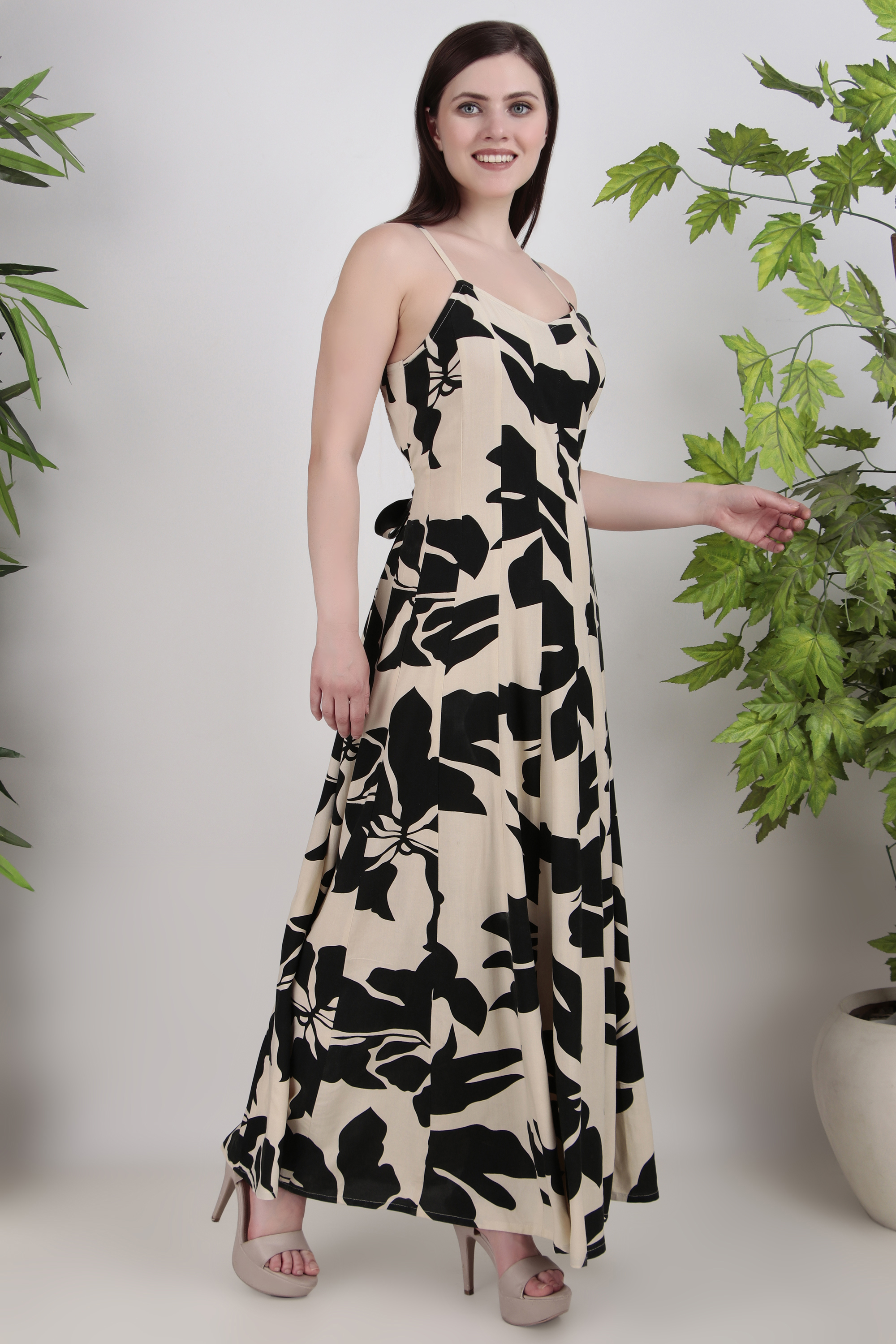 Sleeveless Abstract Print Maxi Dress