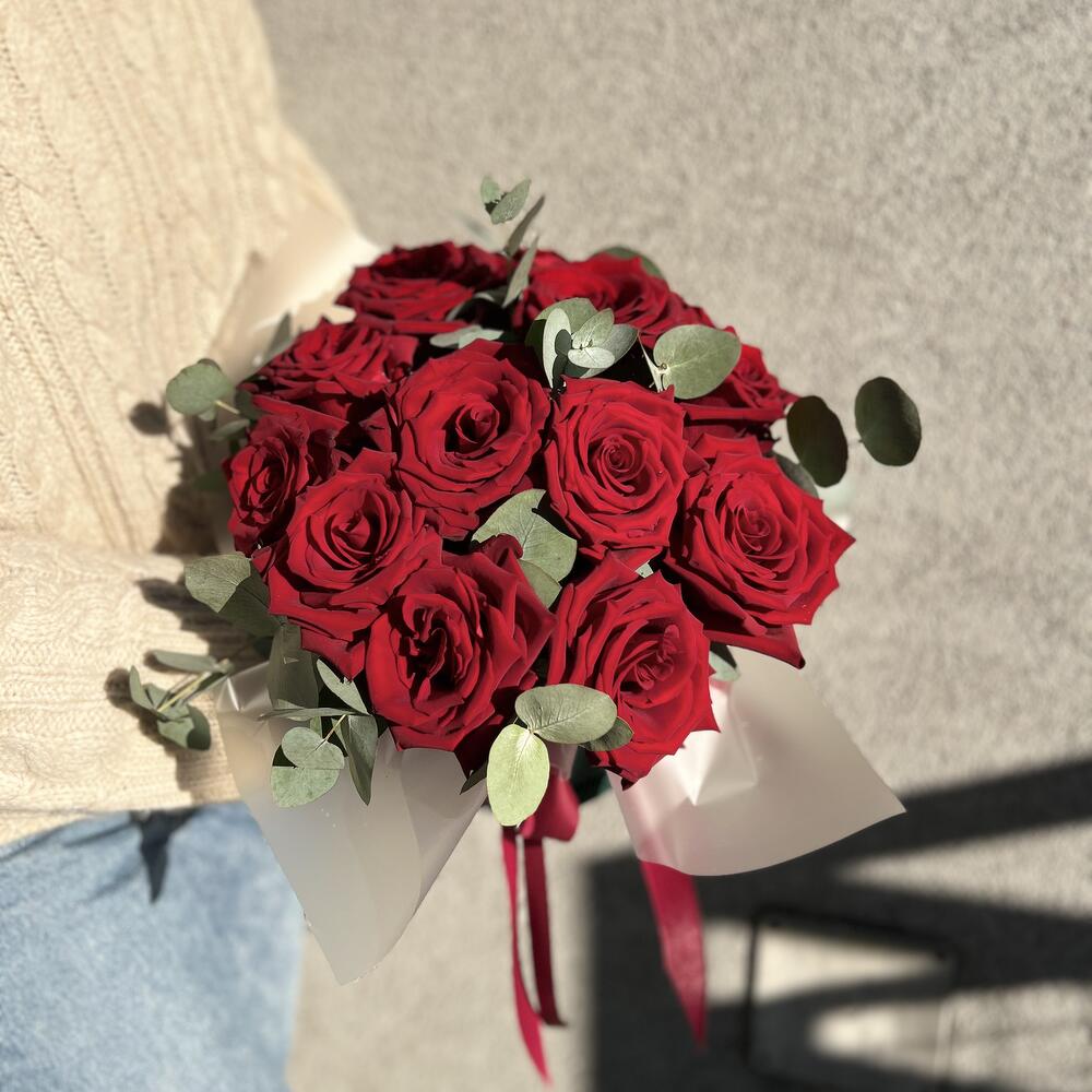 Flower Box czerwonych róż