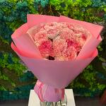 Bukiet różowych goździków