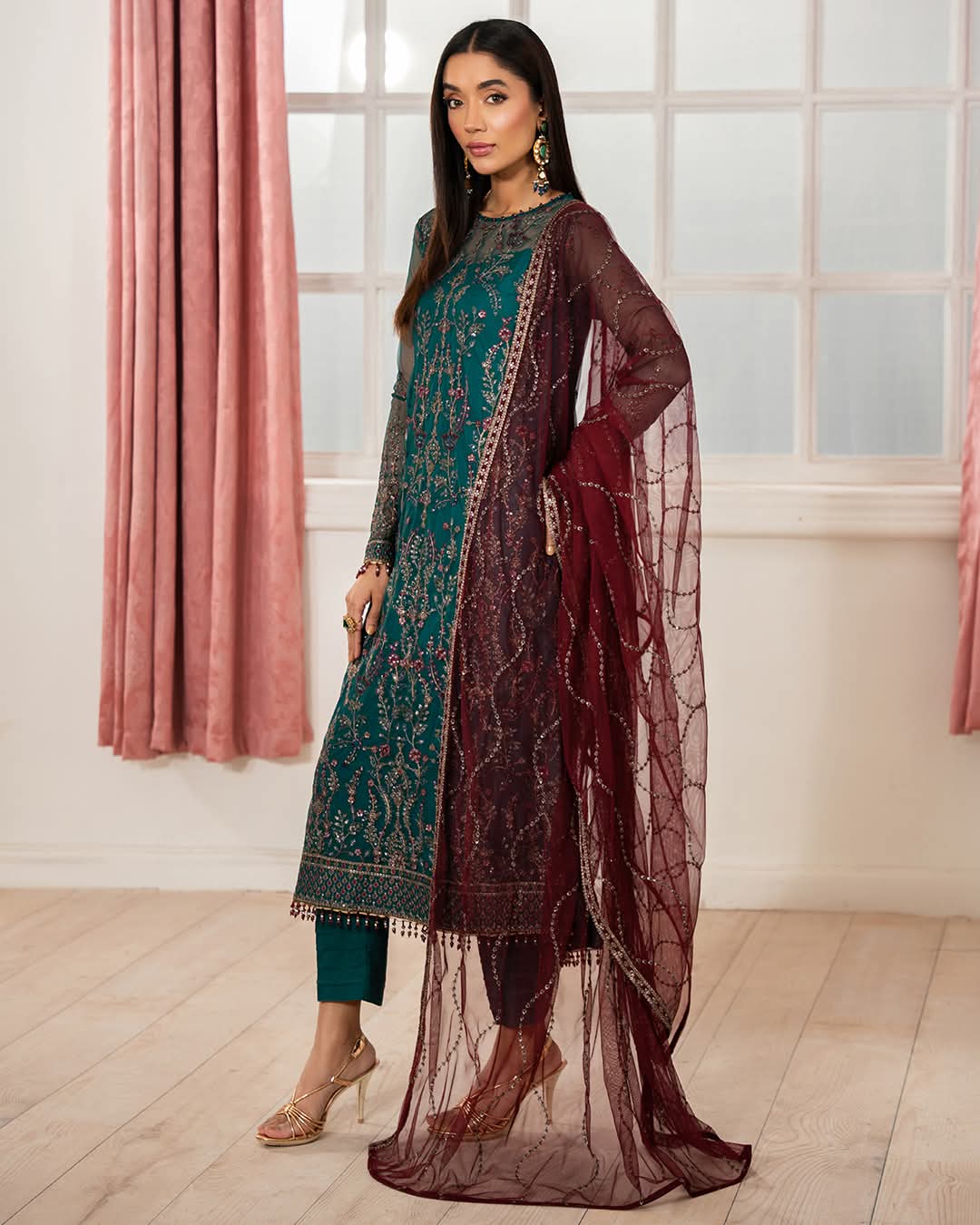 Embroidered Green Salwar Kameez