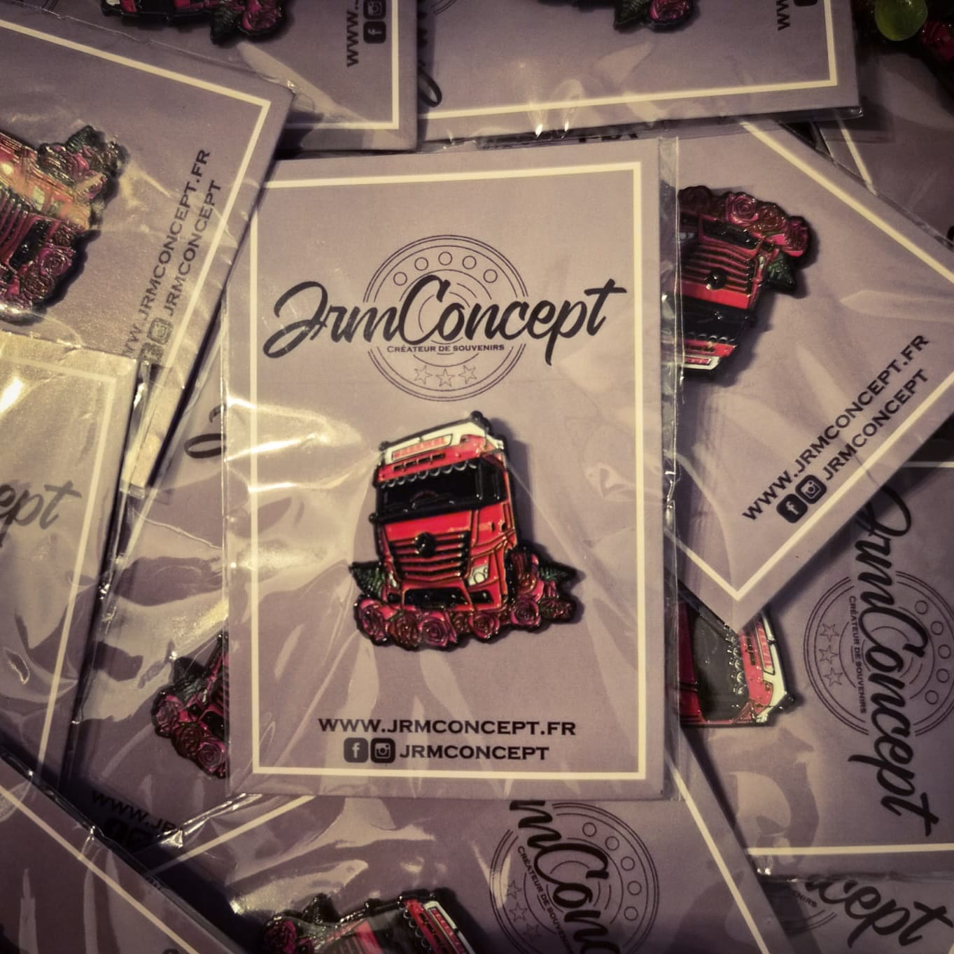 Mercedes Actros Transports Brewel - Pin's