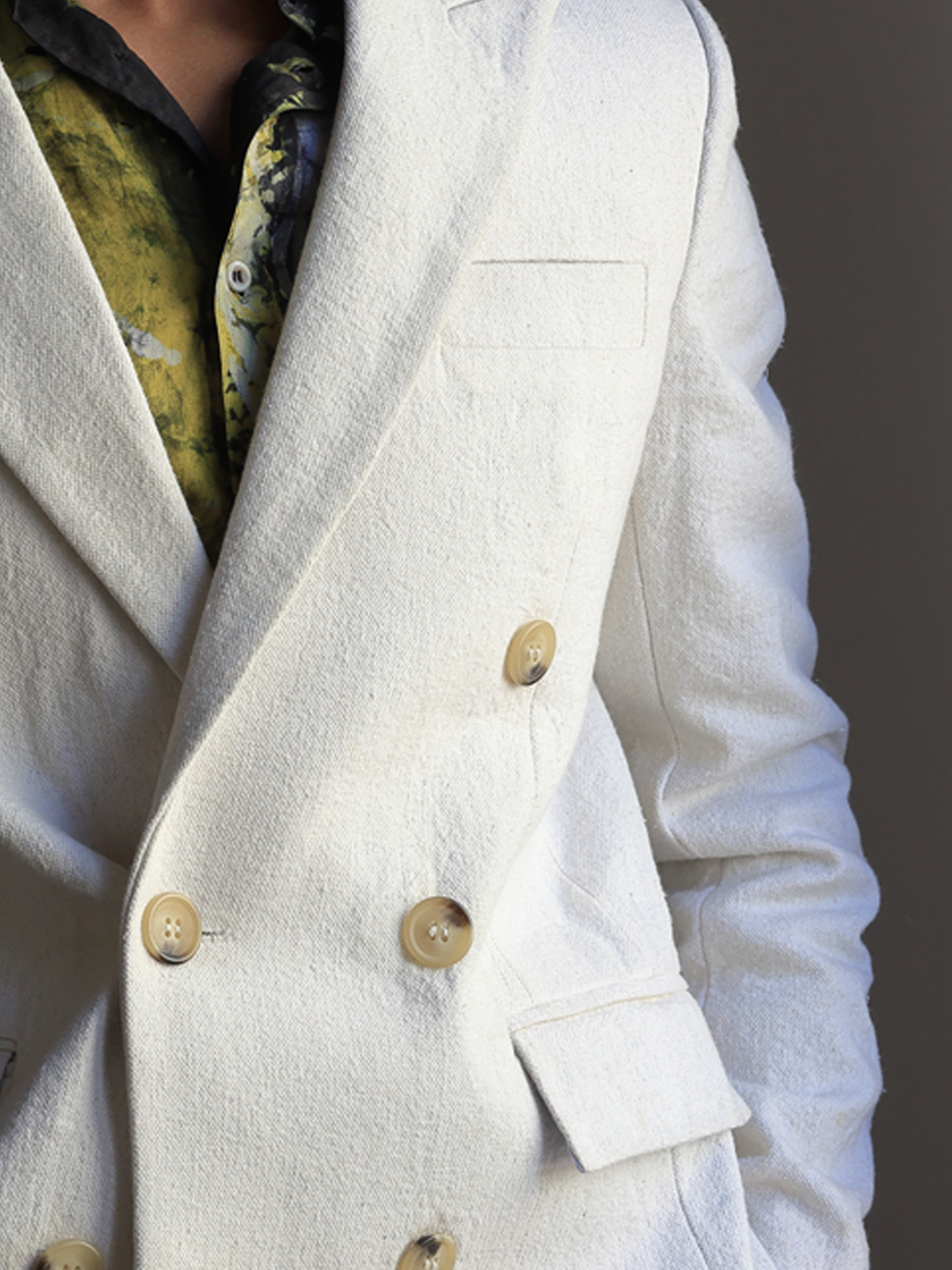 Costume croisé en Keria