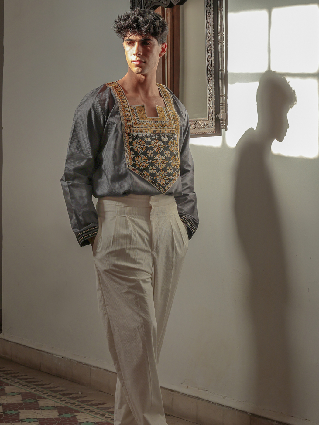 Tunique africaine brodée