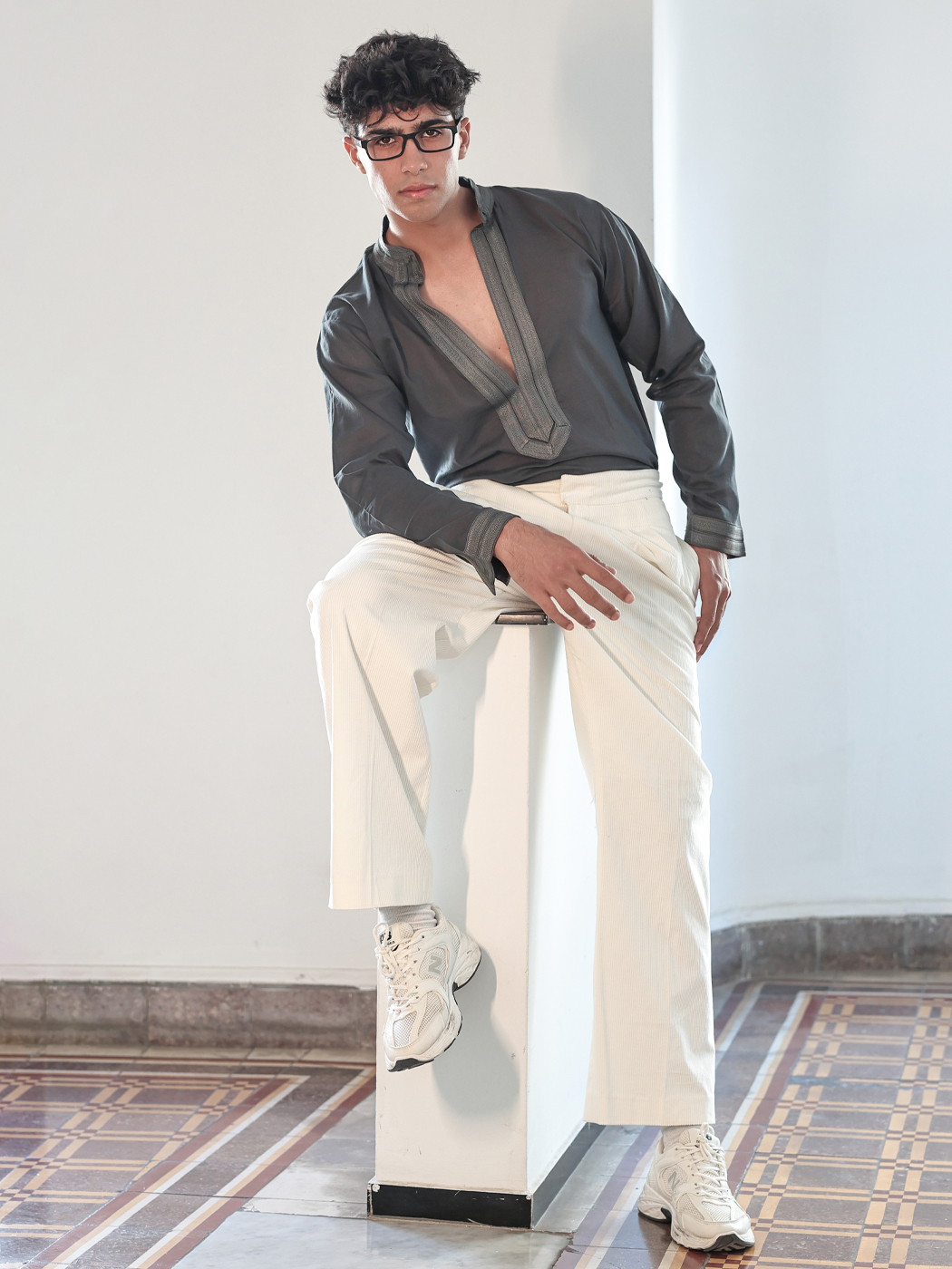 Chemise orientale avec broderie