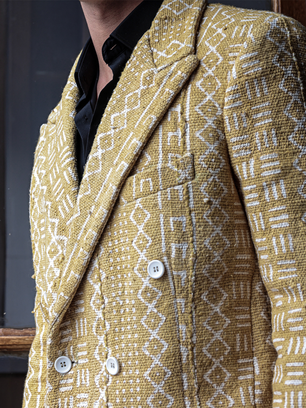 Costume croisé en Bogolan