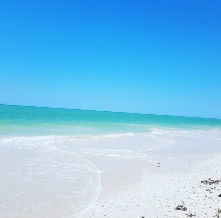 PLAYA CELESTUN 