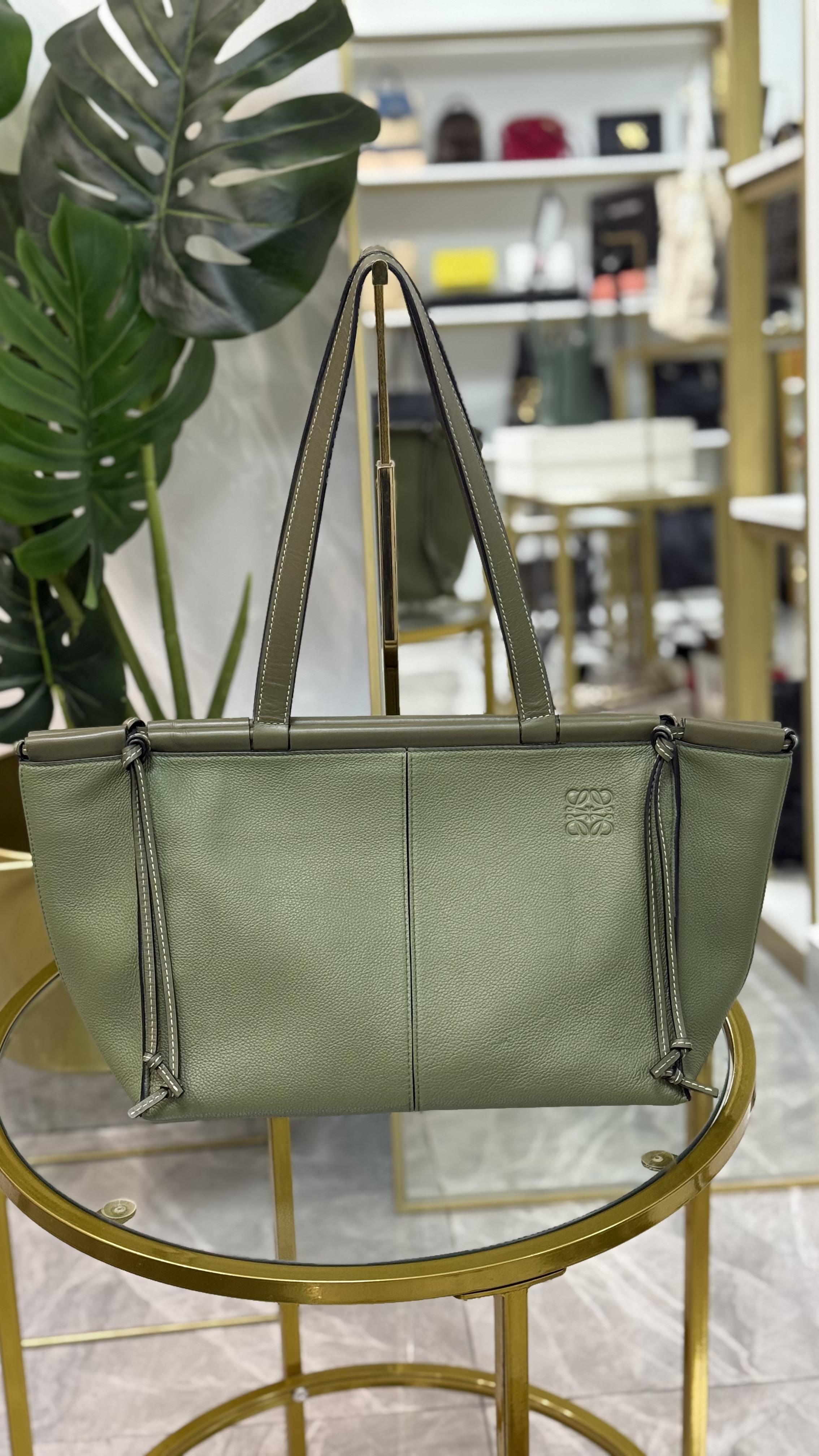 Loewe shoulder bag verde claro