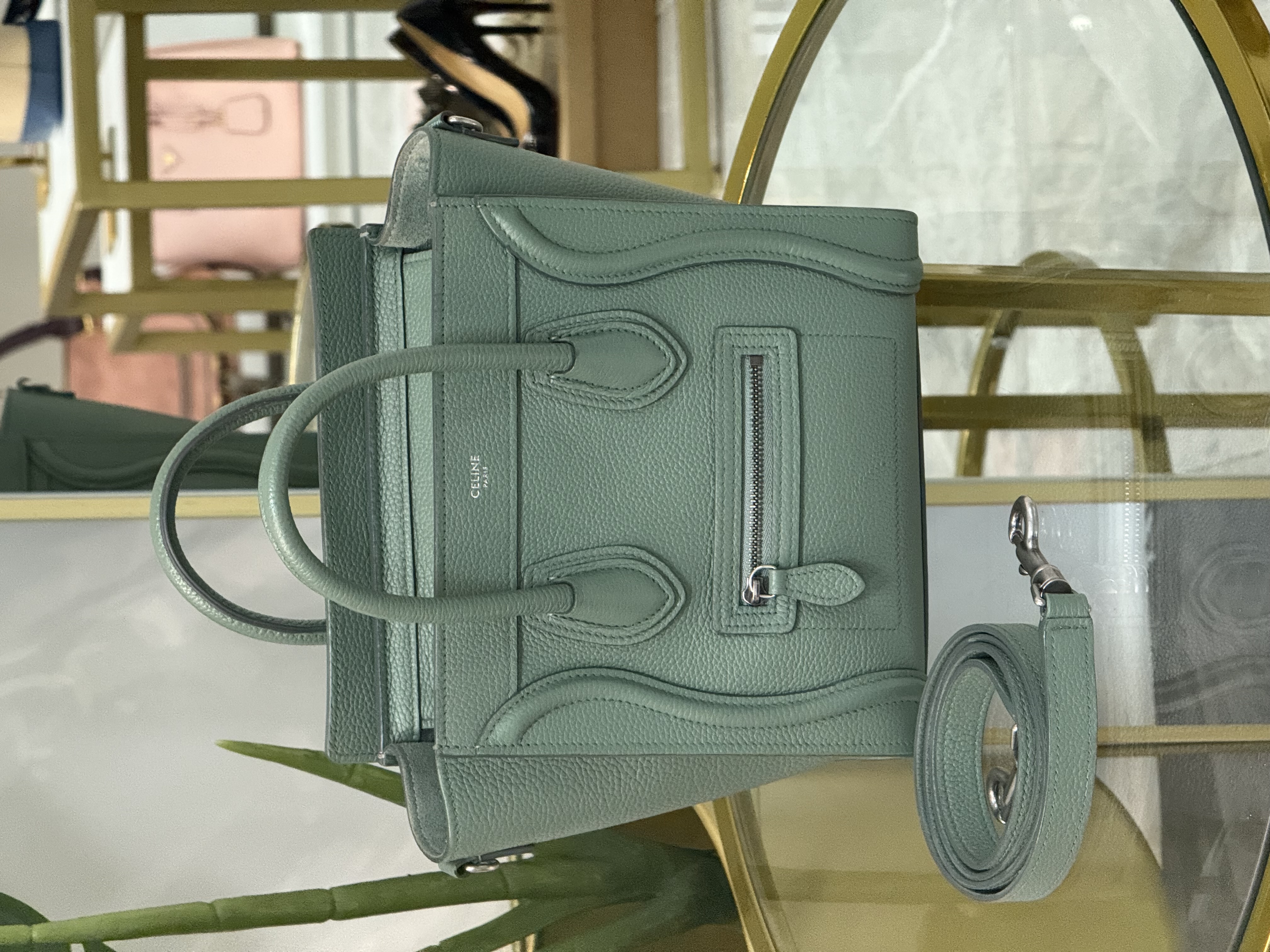 Celine Nano Luggage verde claro