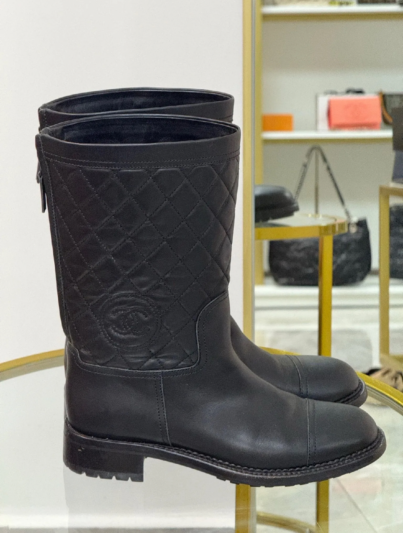 Chanel Botas negras talla 8