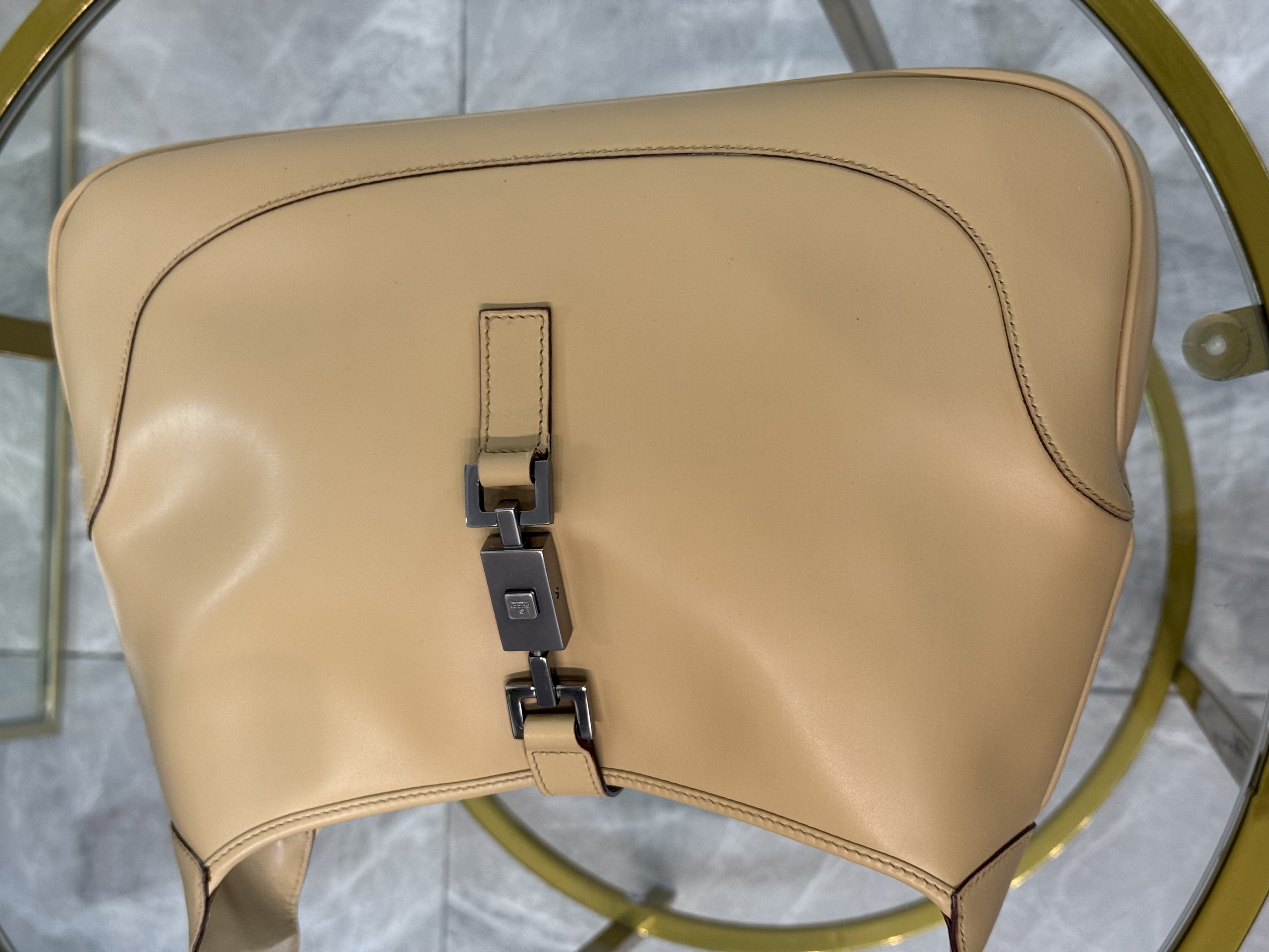 Gucci Jackie beige MM
