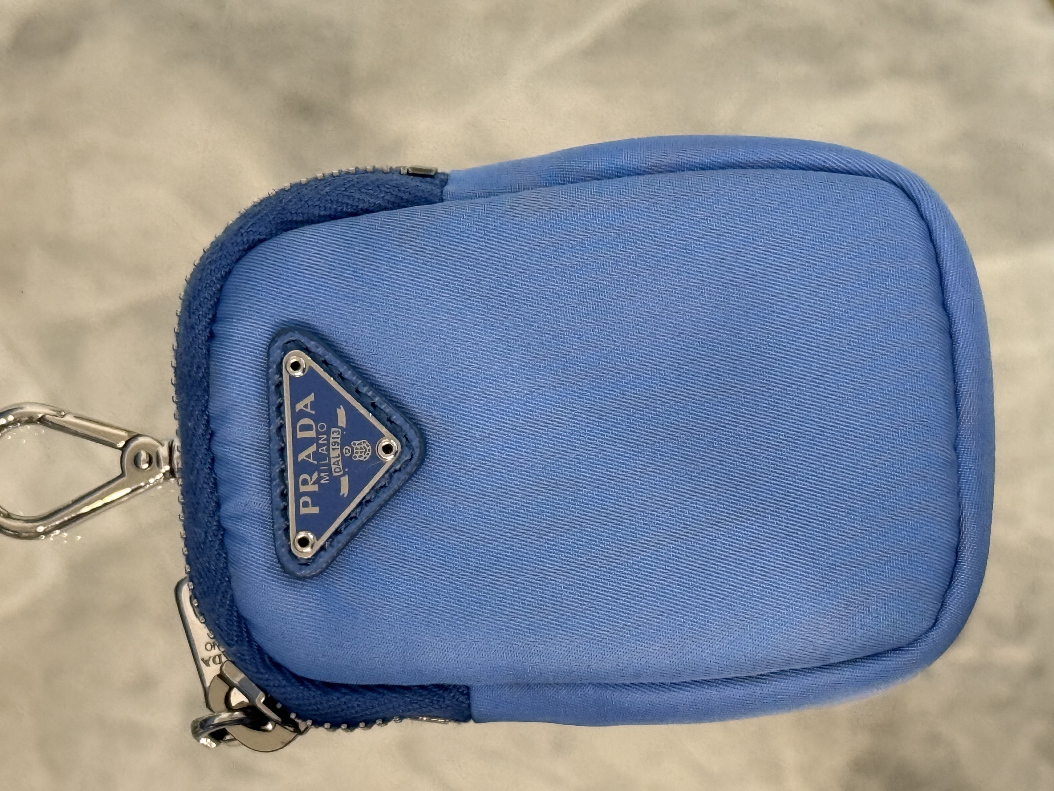 Prada Re-Edtion nylon celeste