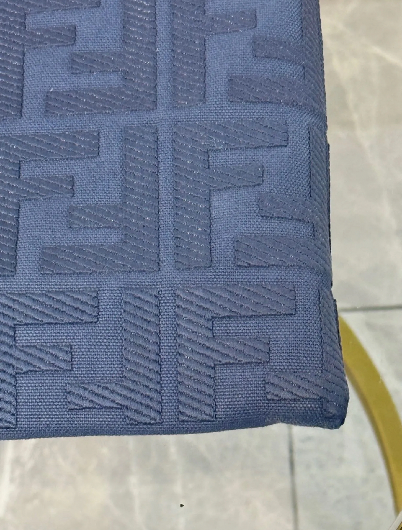 FENDI OVERSIZED CLUTCH CELESTE 