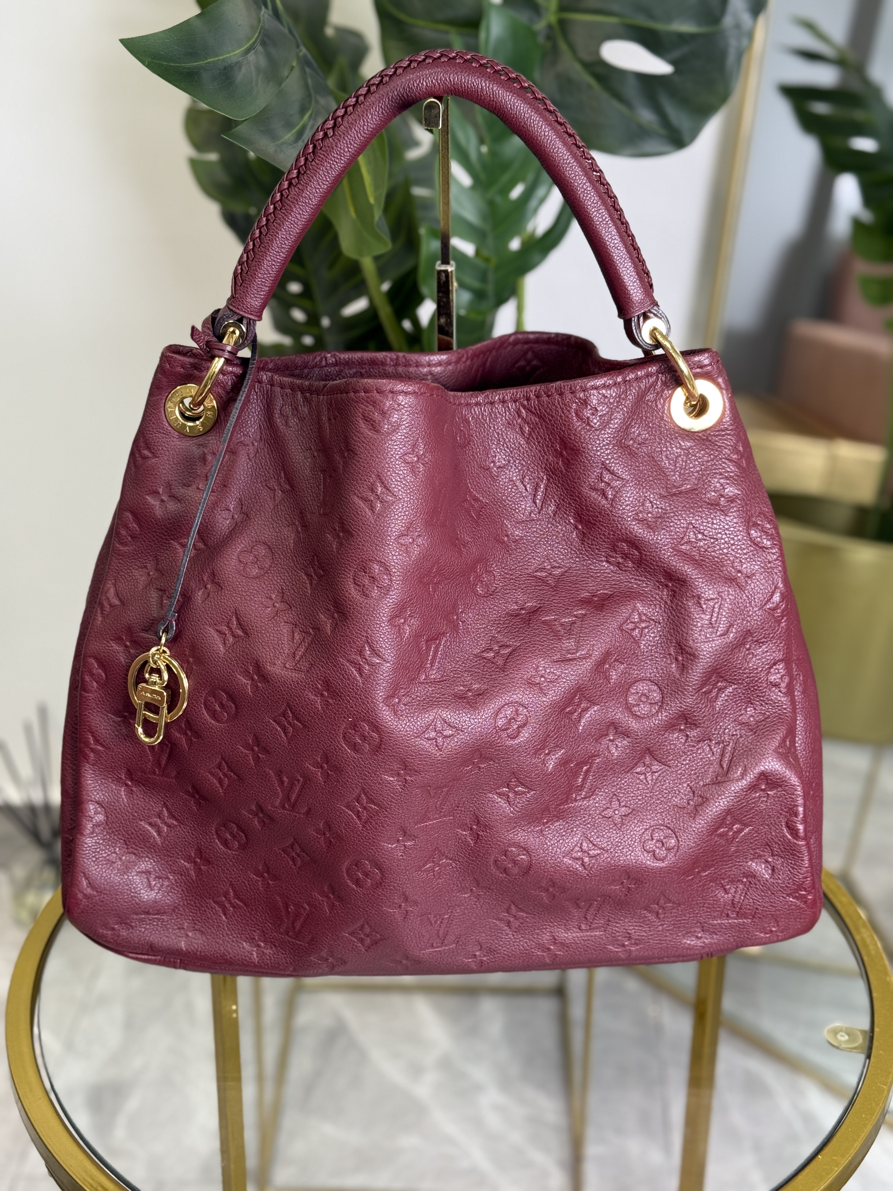 Louis Vuitton Artsy Burgundy