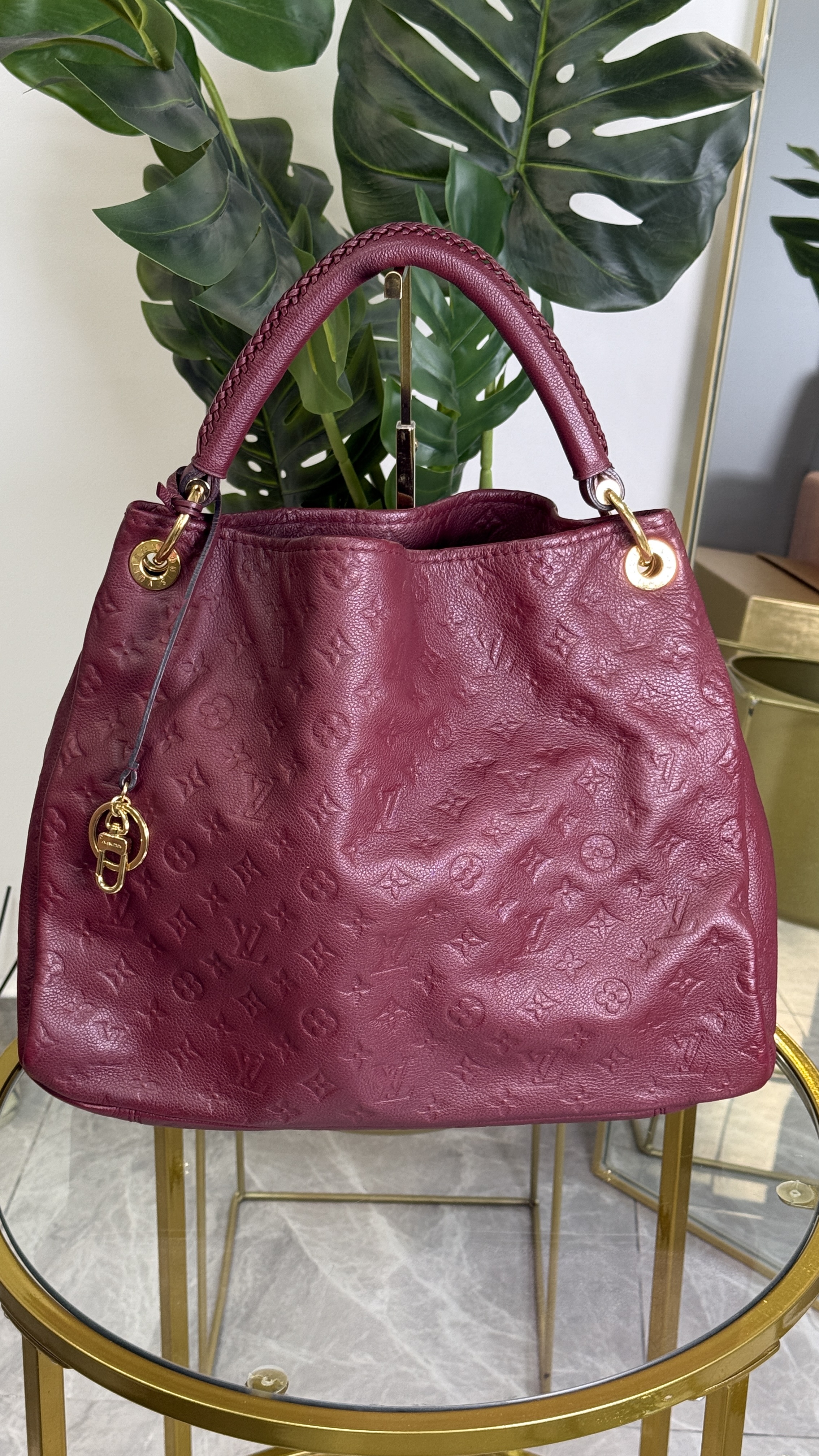 Louis Vuitton Artsy Burgundy