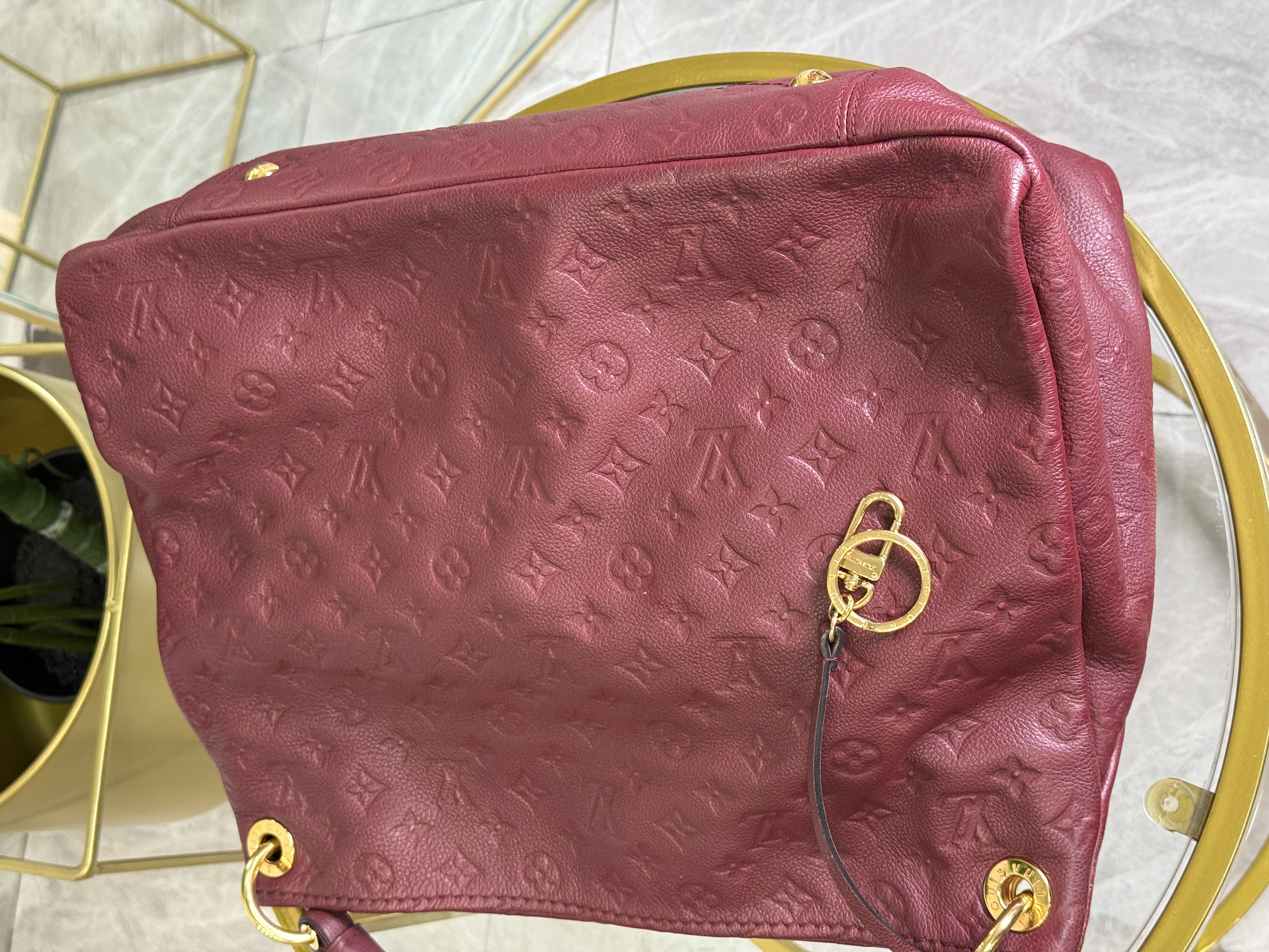 Louis Vuitton Artsy Burgundy