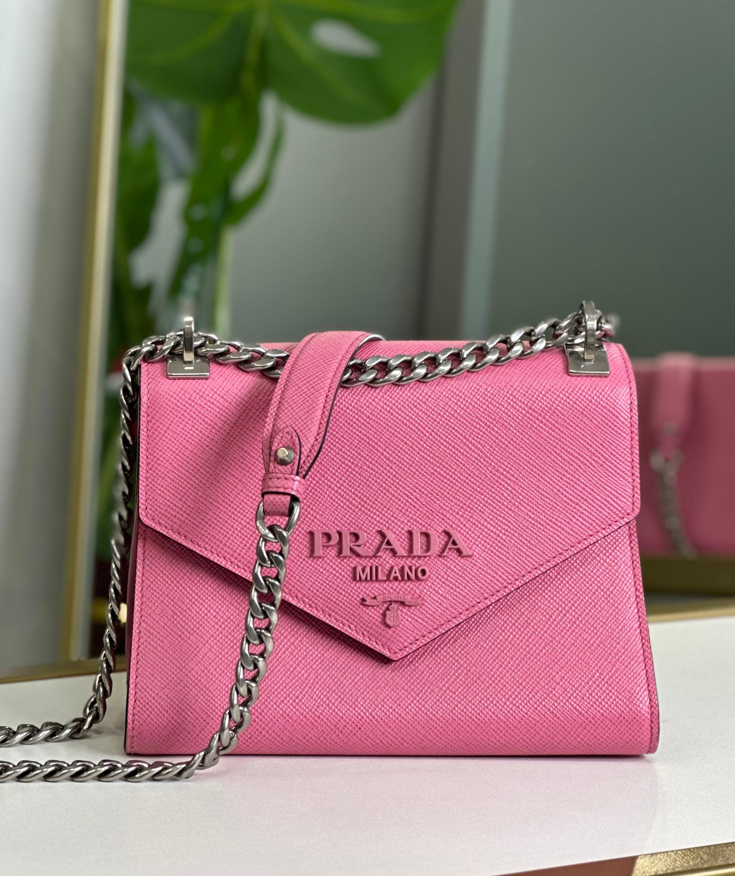 Prada Milano rosa