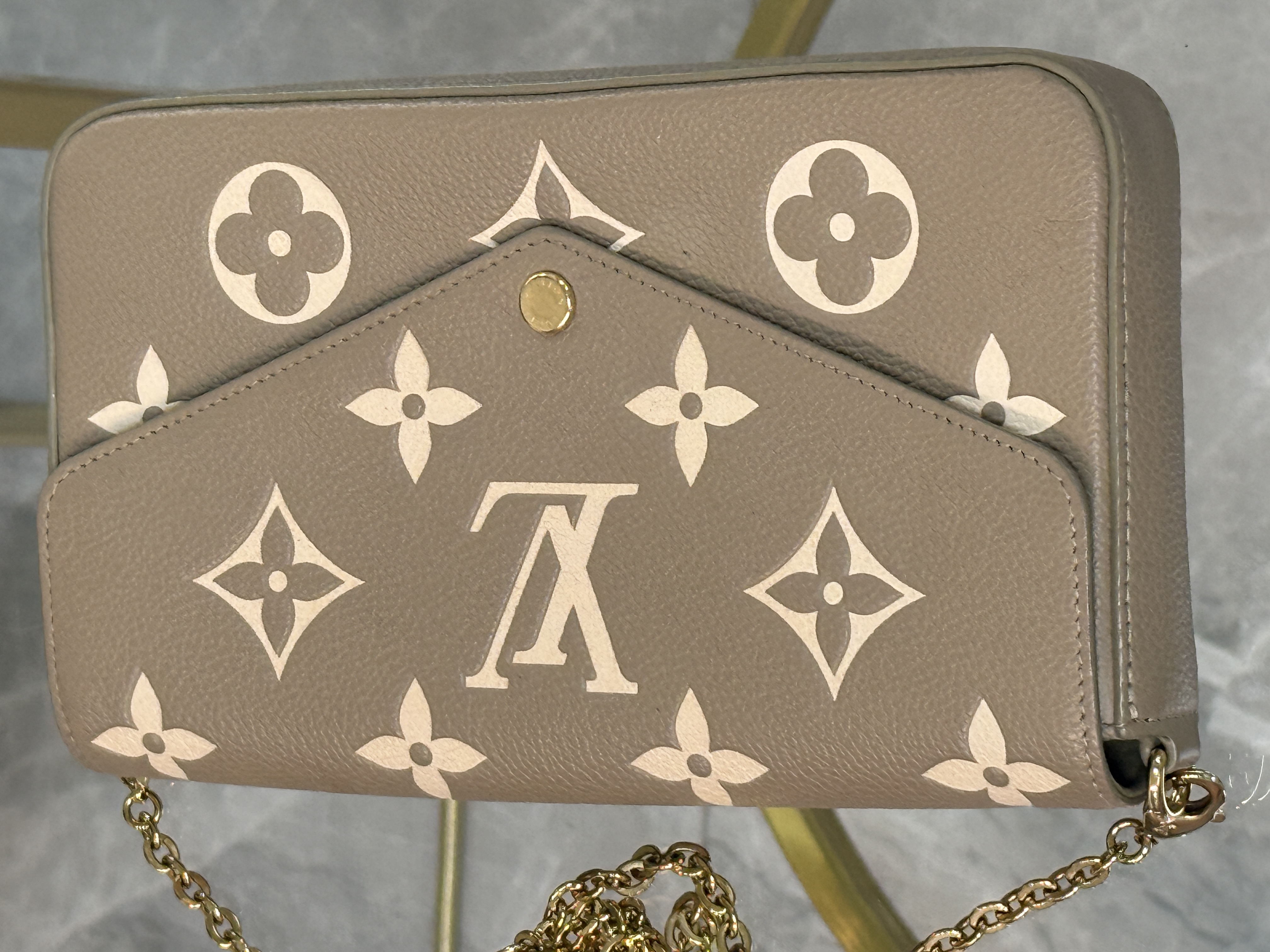 LOUIS VUITTON POCHETTE FELICE 