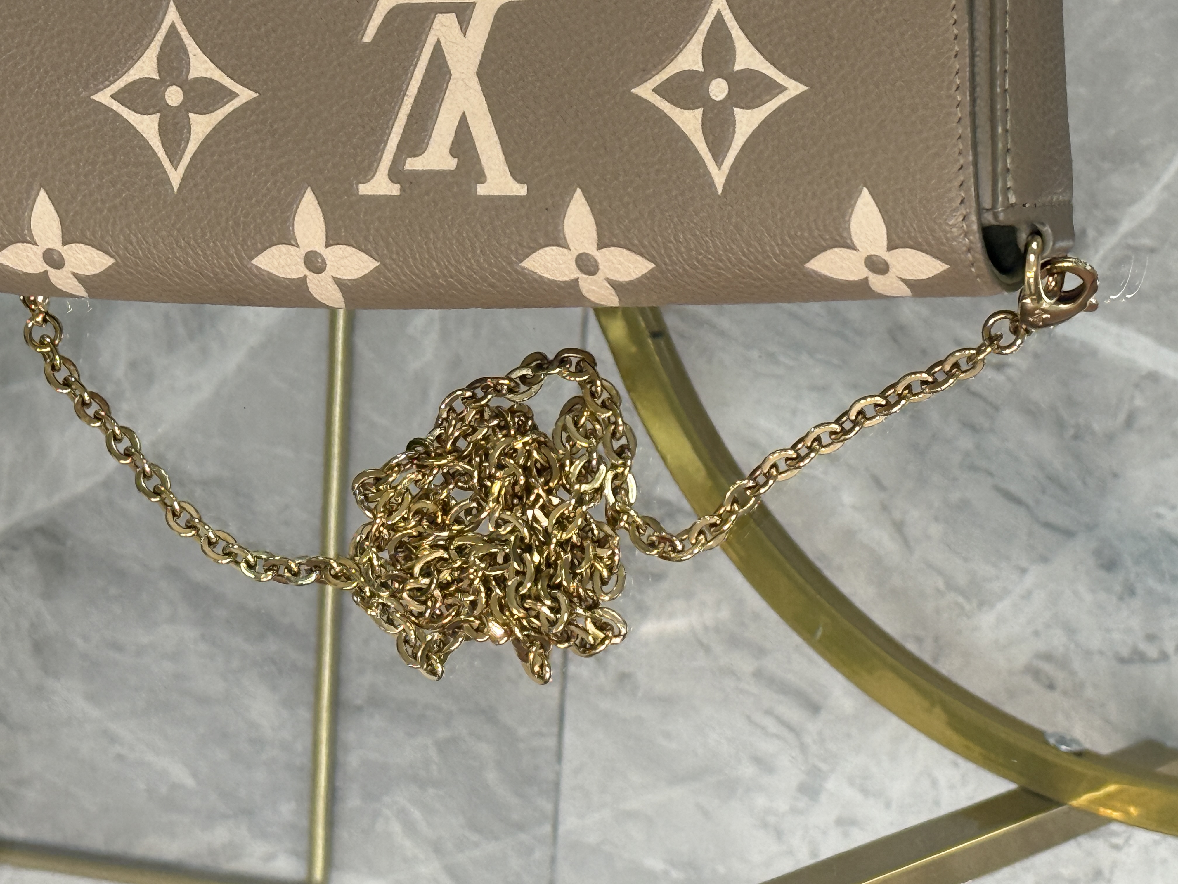 LOUIS VUITTON POCHETTE FELICE 