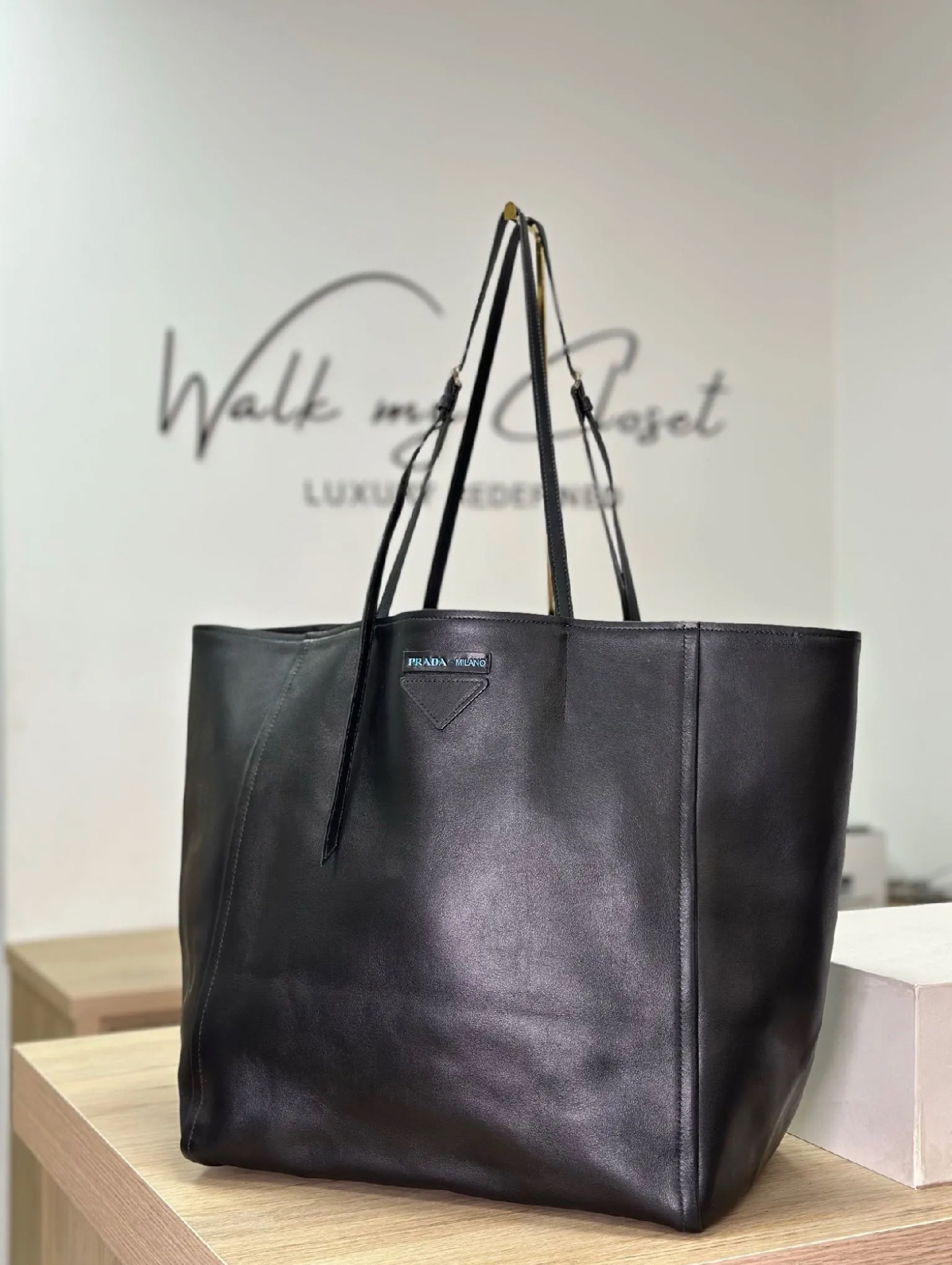 PRADA SHOPPER