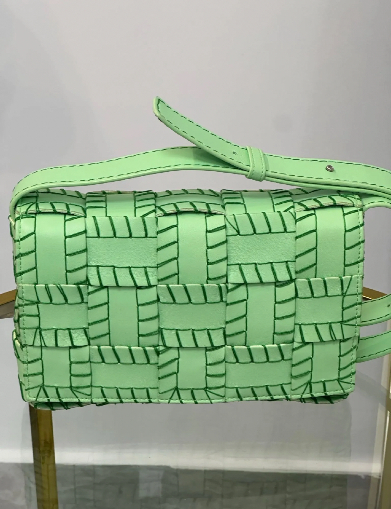 BOTTEGA VENETA CASSETTE SIN USO